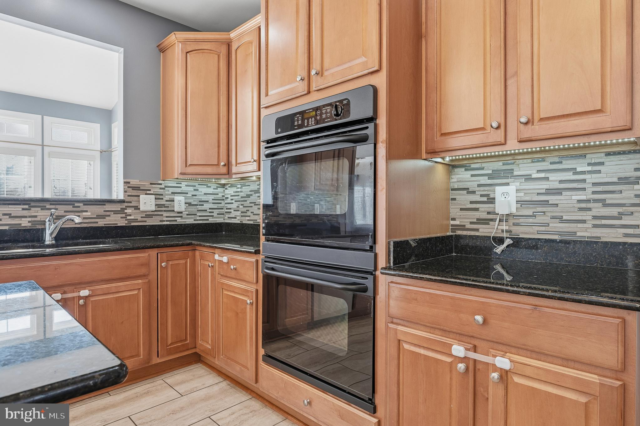 ASHTON ESTATES - Residential