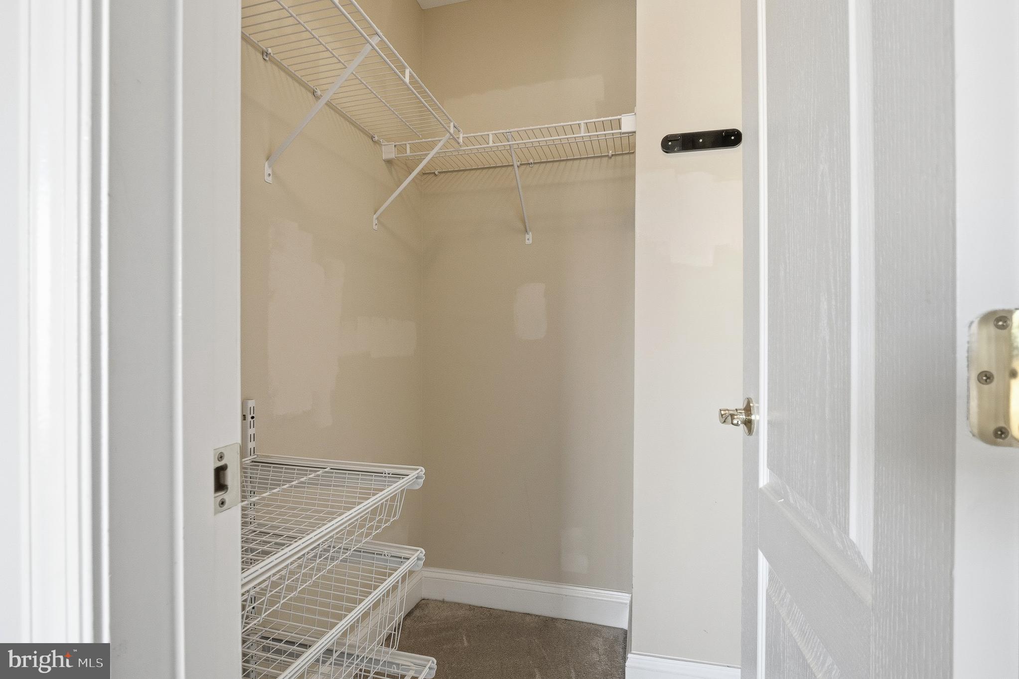 ASHTON ESTATES - Residential