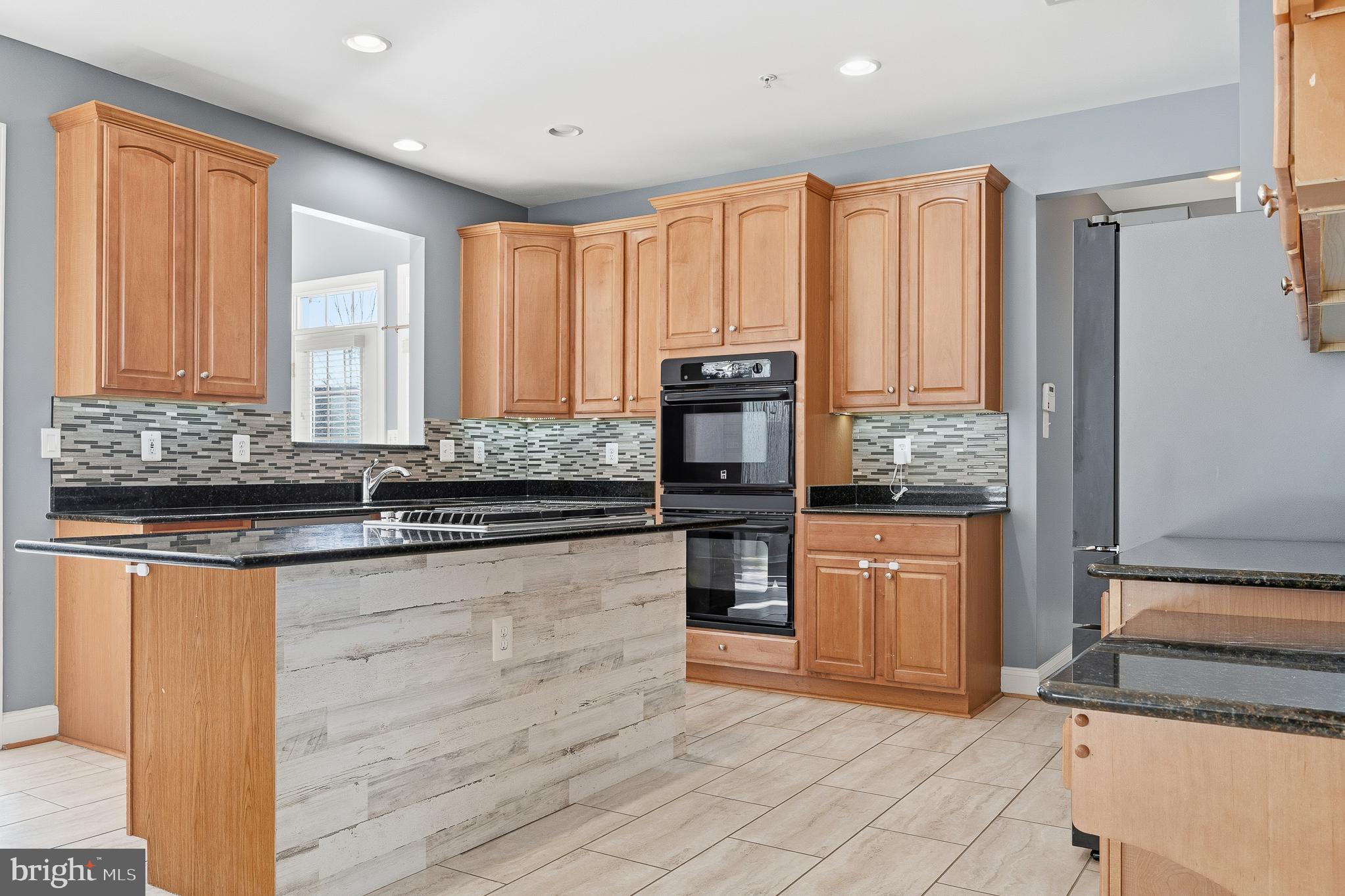 ASHTON ESTATES - Residential