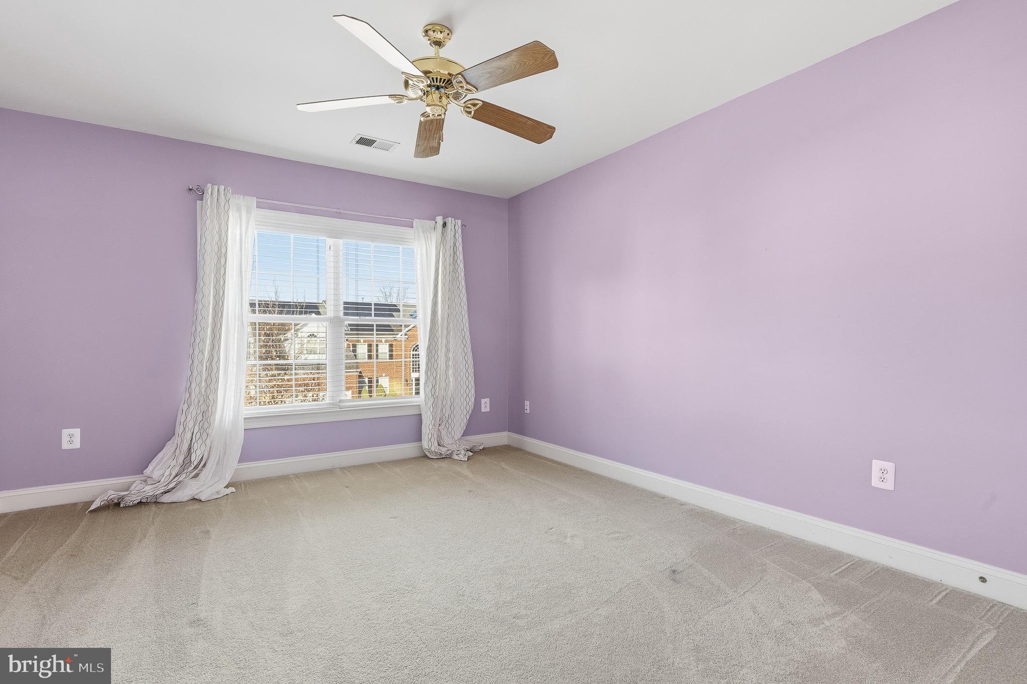 ASHTON ESTATES - Residential