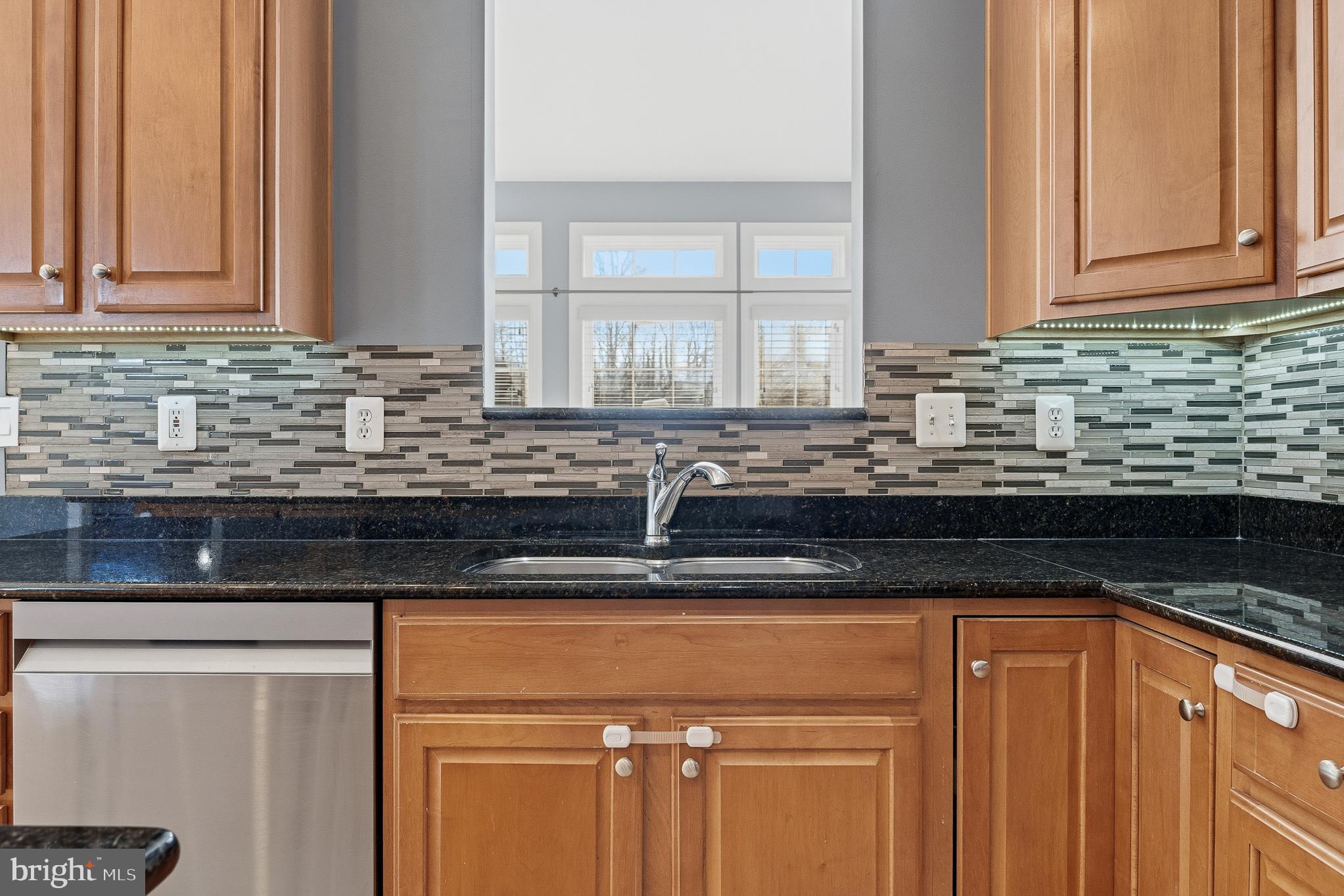 ASHTON ESTATES - Residential