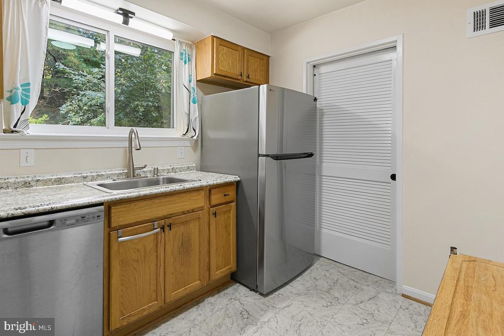 Photo of 9003 Manchester Road #9003, SILVER SPRING, MD 20901 (MLS # MDMC2205918)