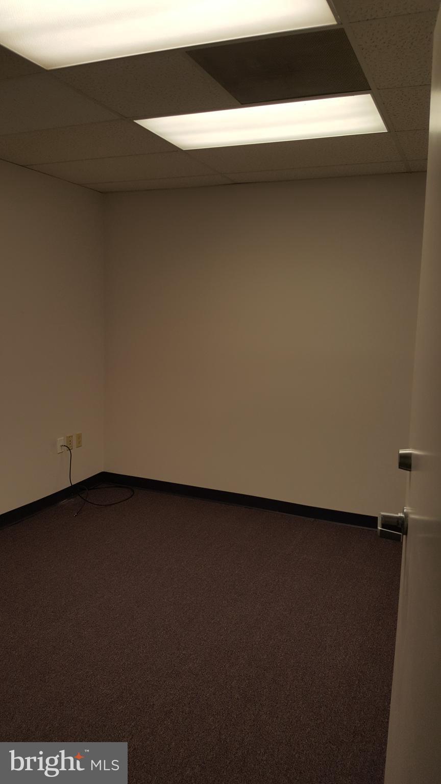 EXECUTIVE PARK NORTH - Commercial Lease