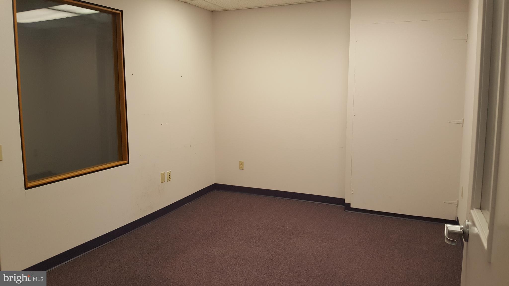 EXECUTIVE PARK NORTH - Commercial Lease