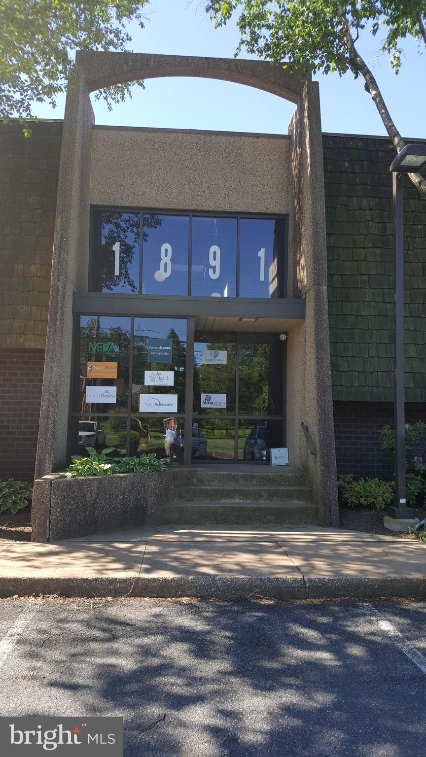 EXECUTIVE PARK NORTH - Commercial Lease