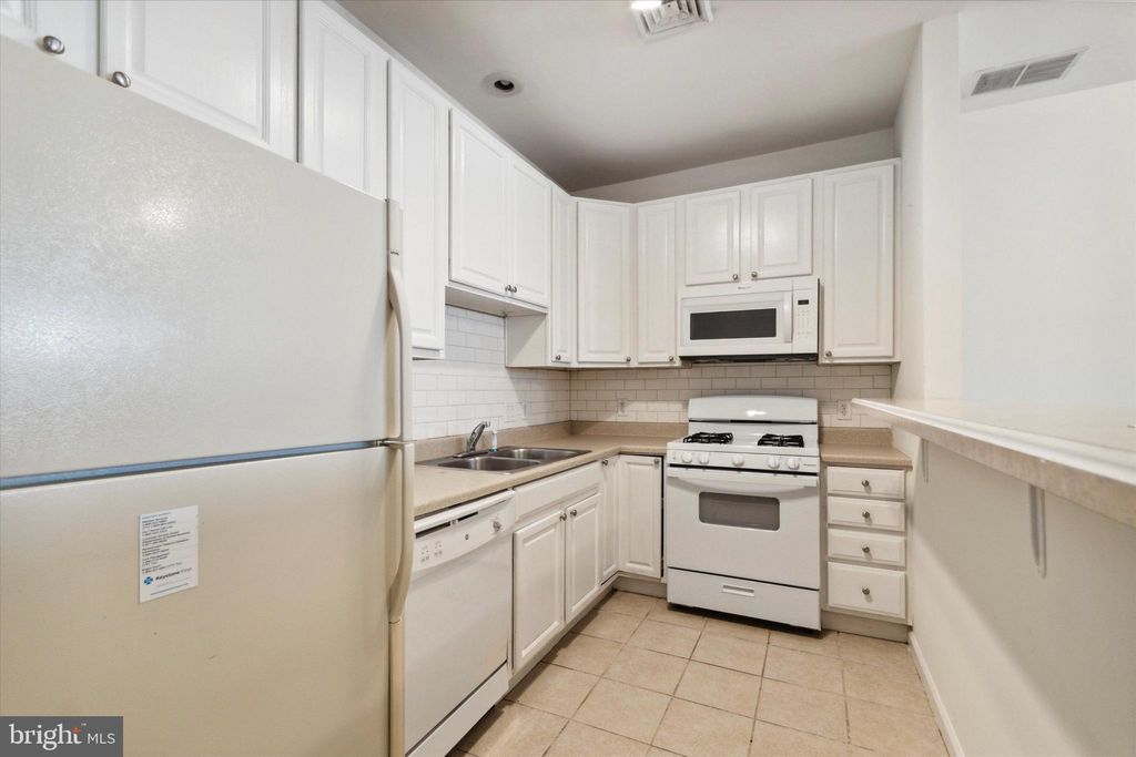 Photo of 1710 Fontain Street, PHILADELPHIA, PA 19121 (MLS # PAPH2555672)