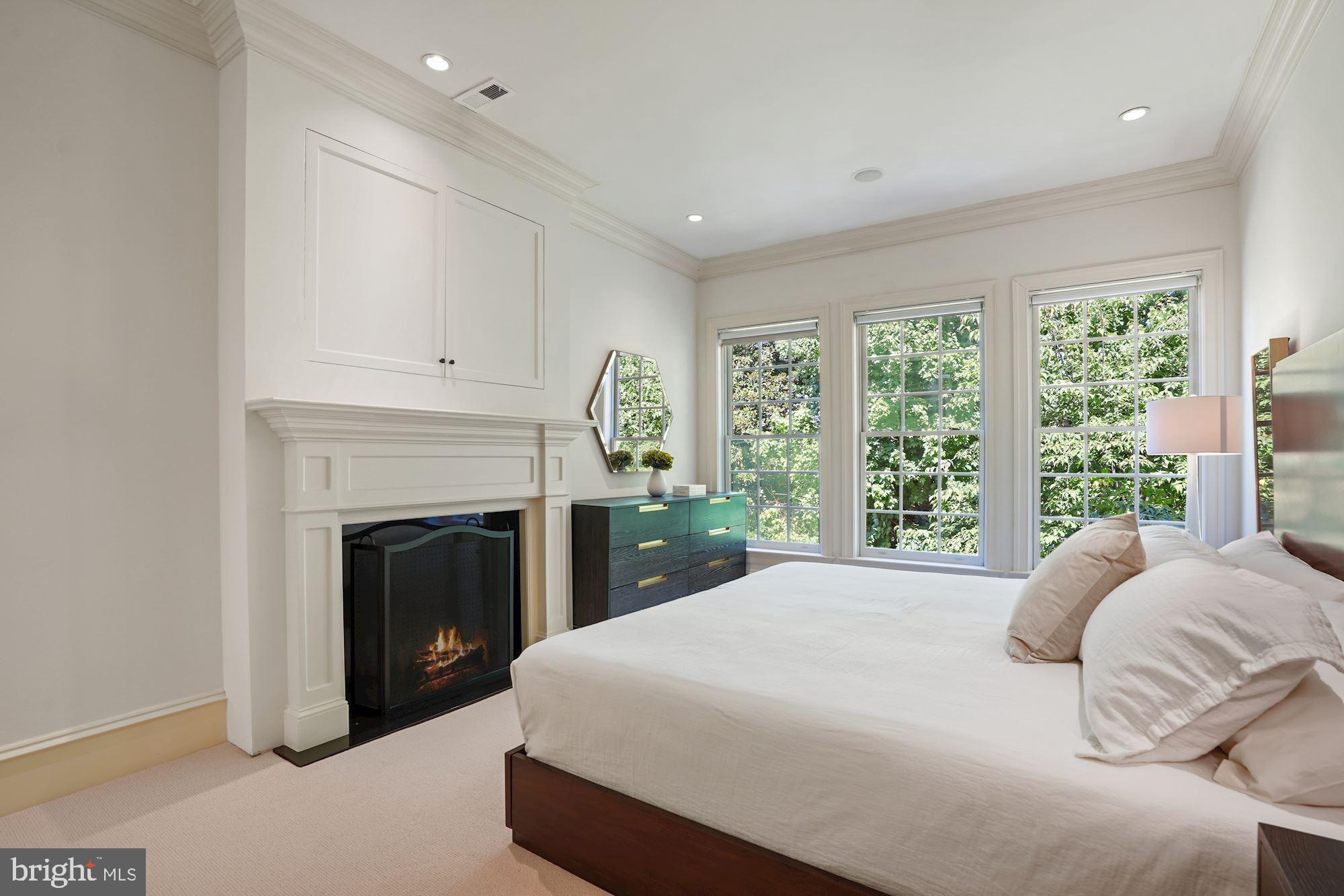 GEORGETOWN - Residential