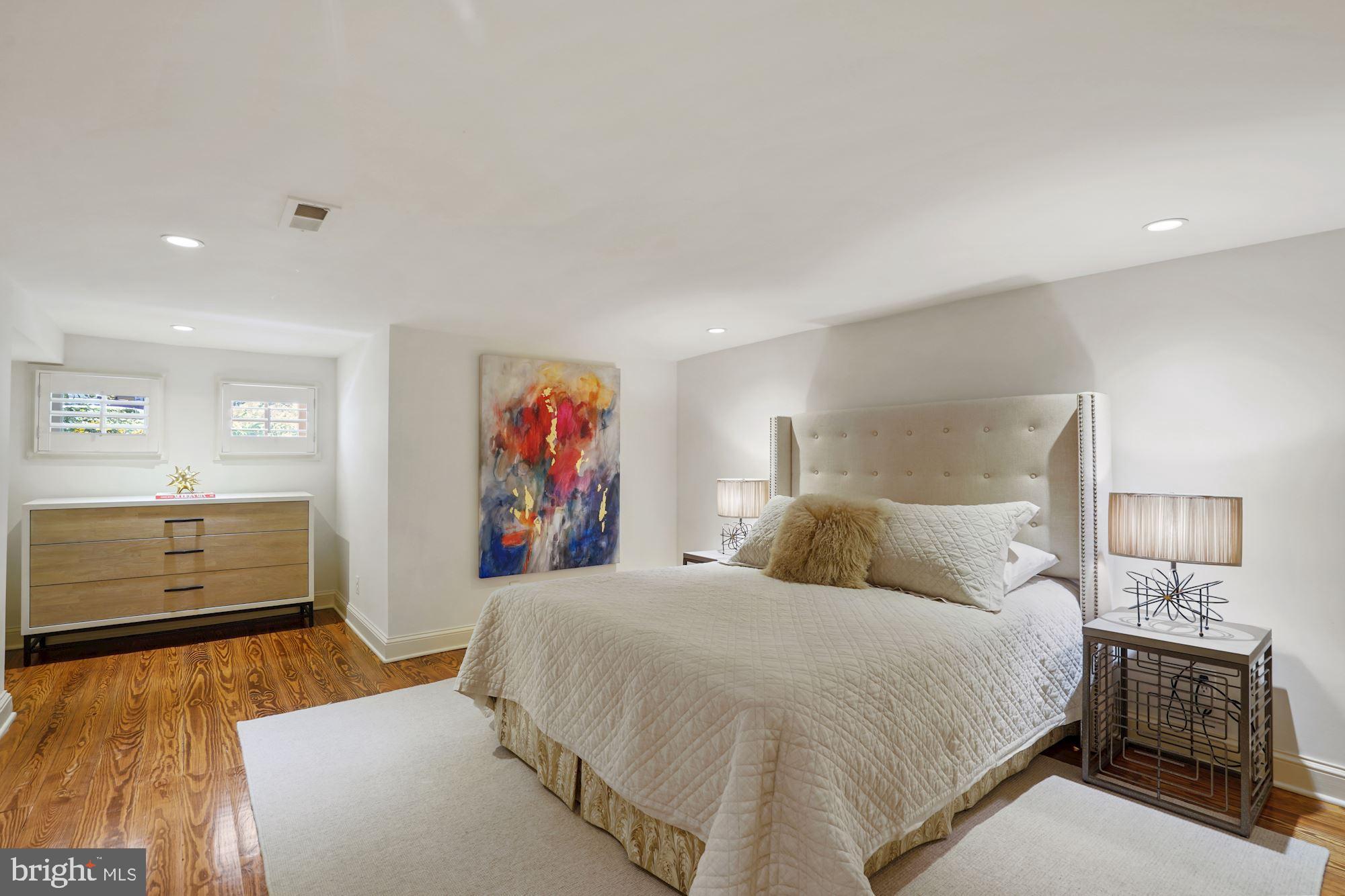 GEORGETOWN - Residential