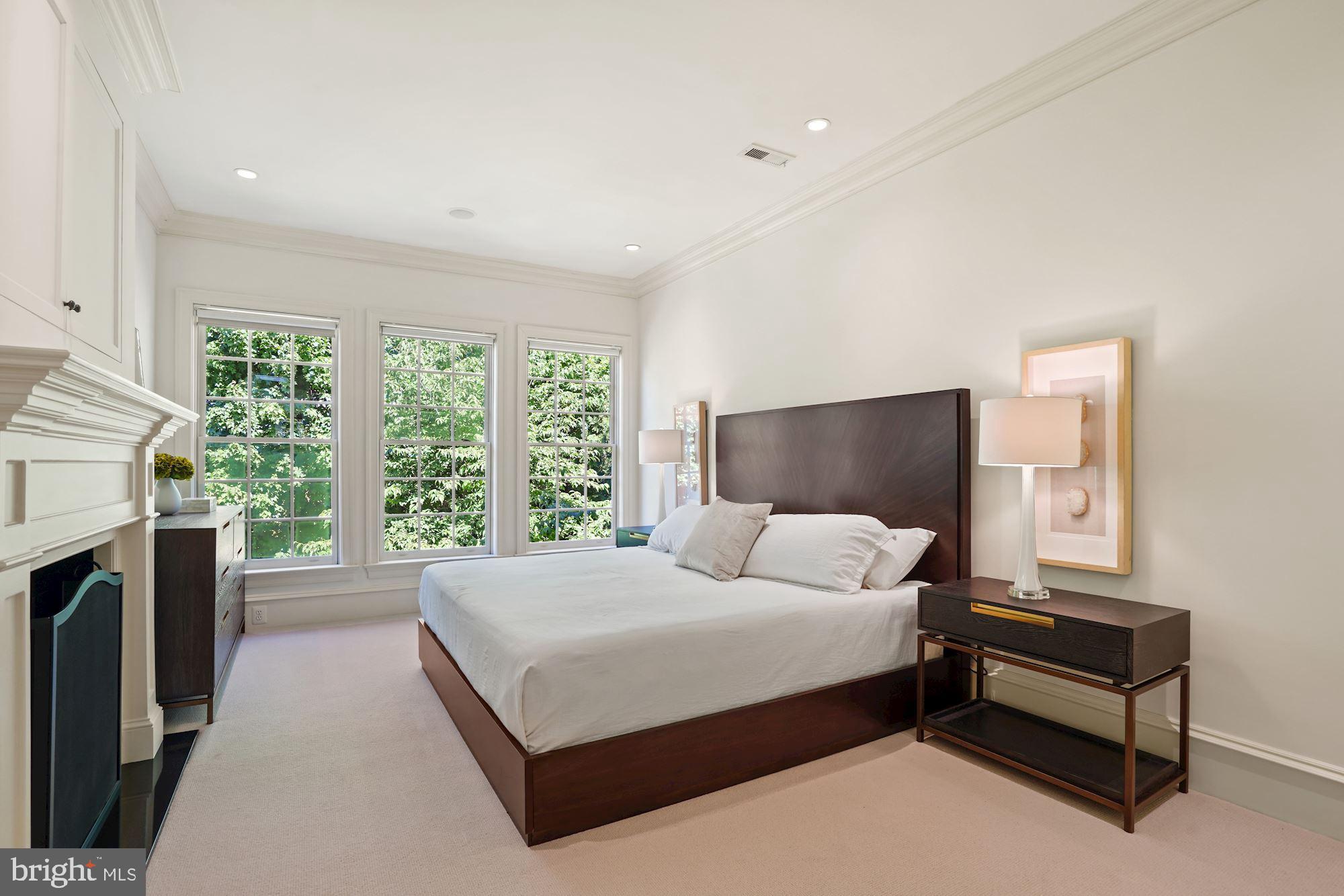 GEORGETOWN - Residential