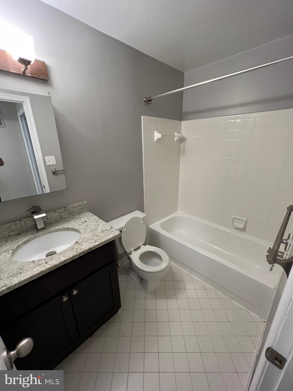 CHESTNUT HILLS WEST - Residential Lease