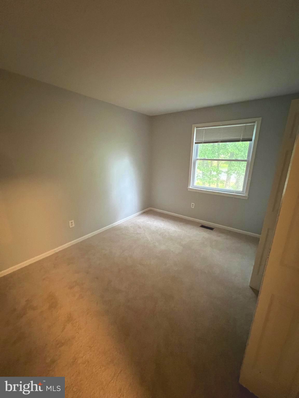 CHESTNUT HILLS WEST - Residential Lease