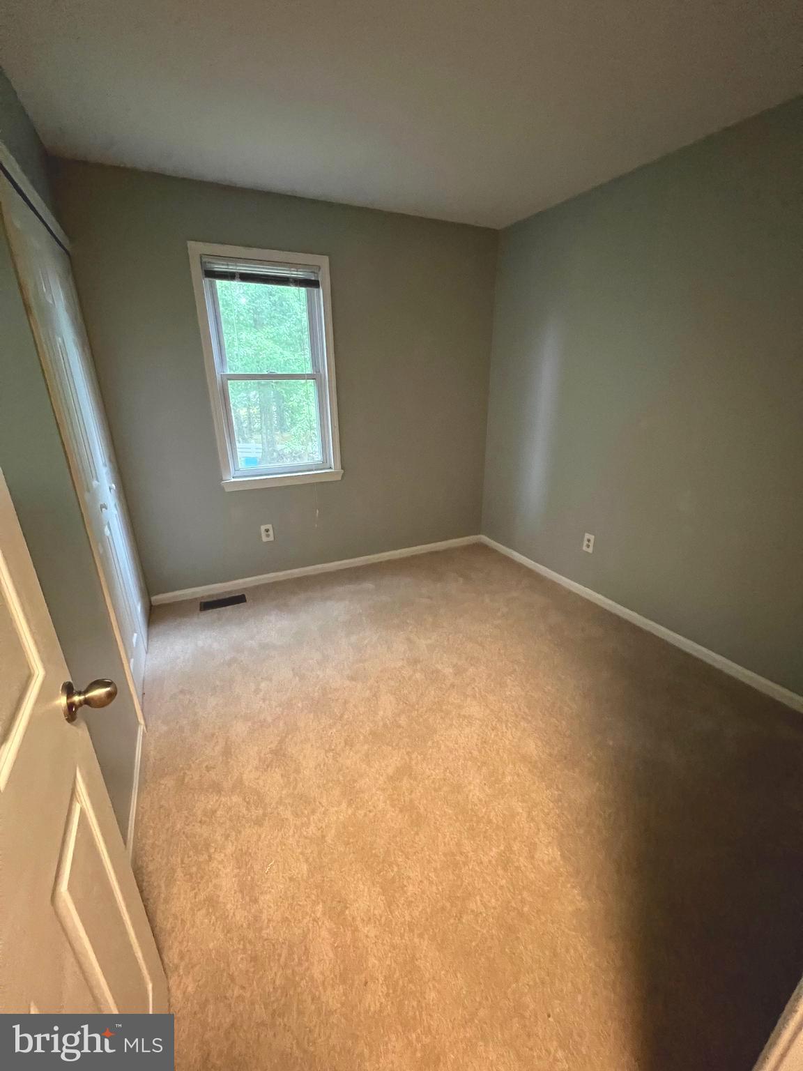 CHESTNUT HILLS WEST - Residential Lease