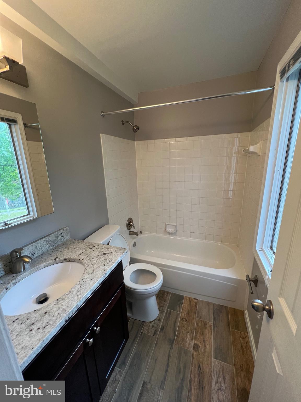 CHESTNUT HILLS WEST - Residential Lease