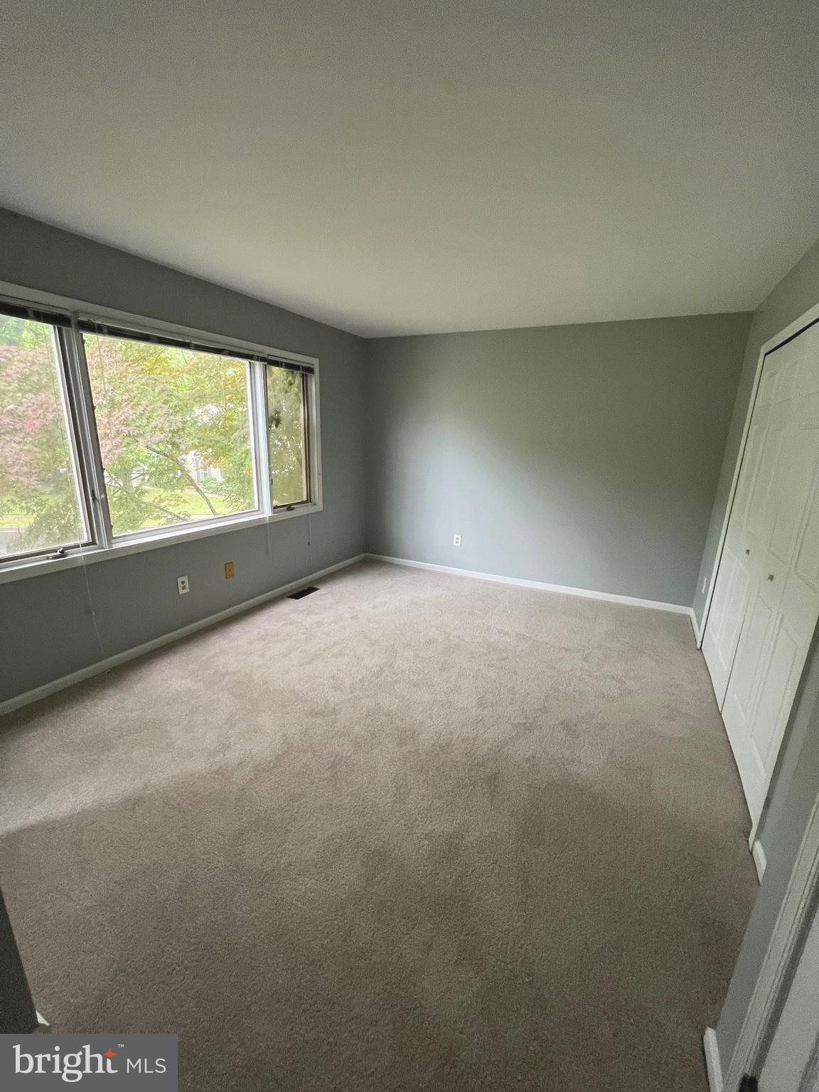 CHESTNUT HILLS WEST - Residential Lease