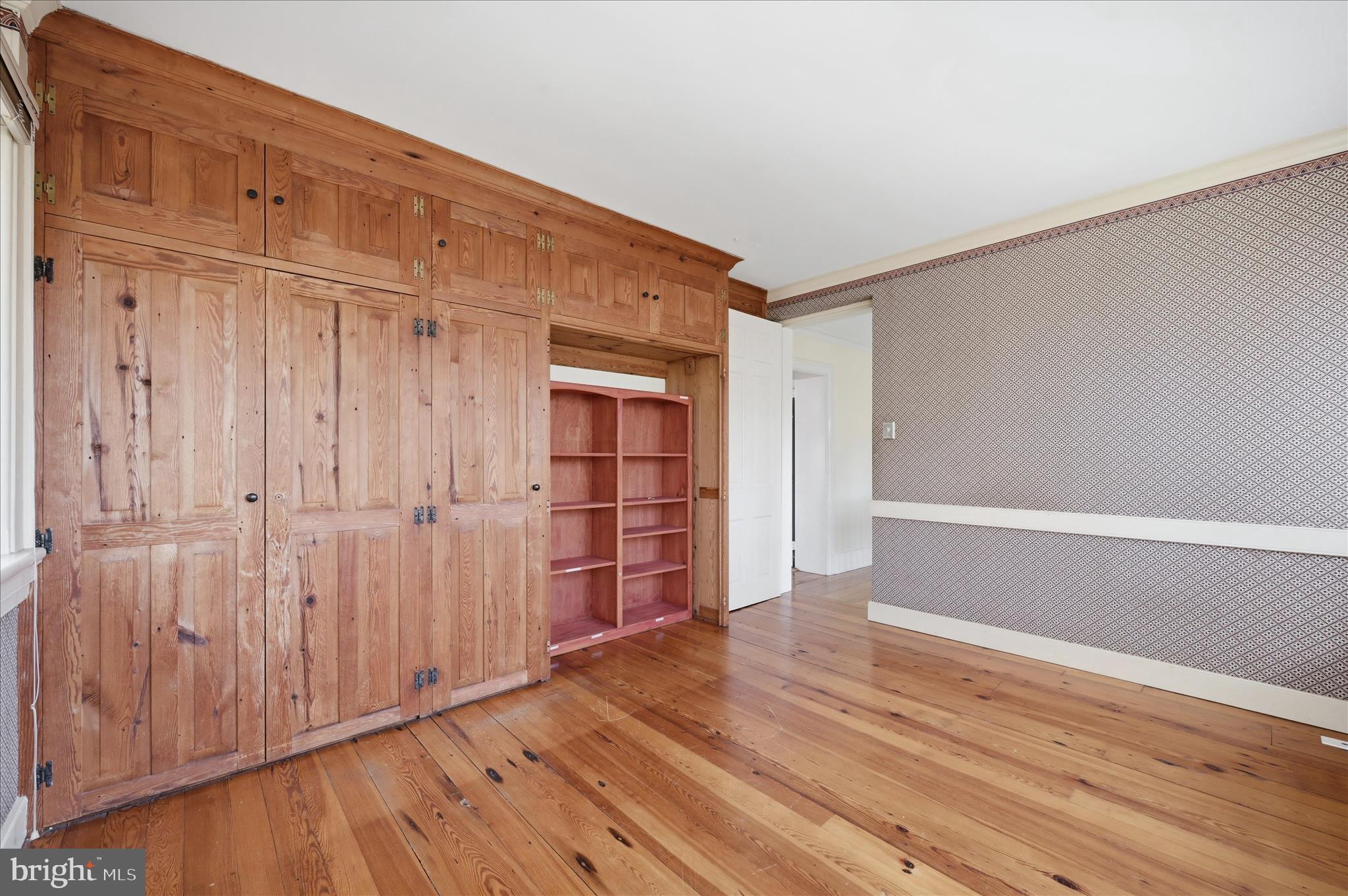 WINCHESTER HISTORIC DISTRICT - Commercial Sale