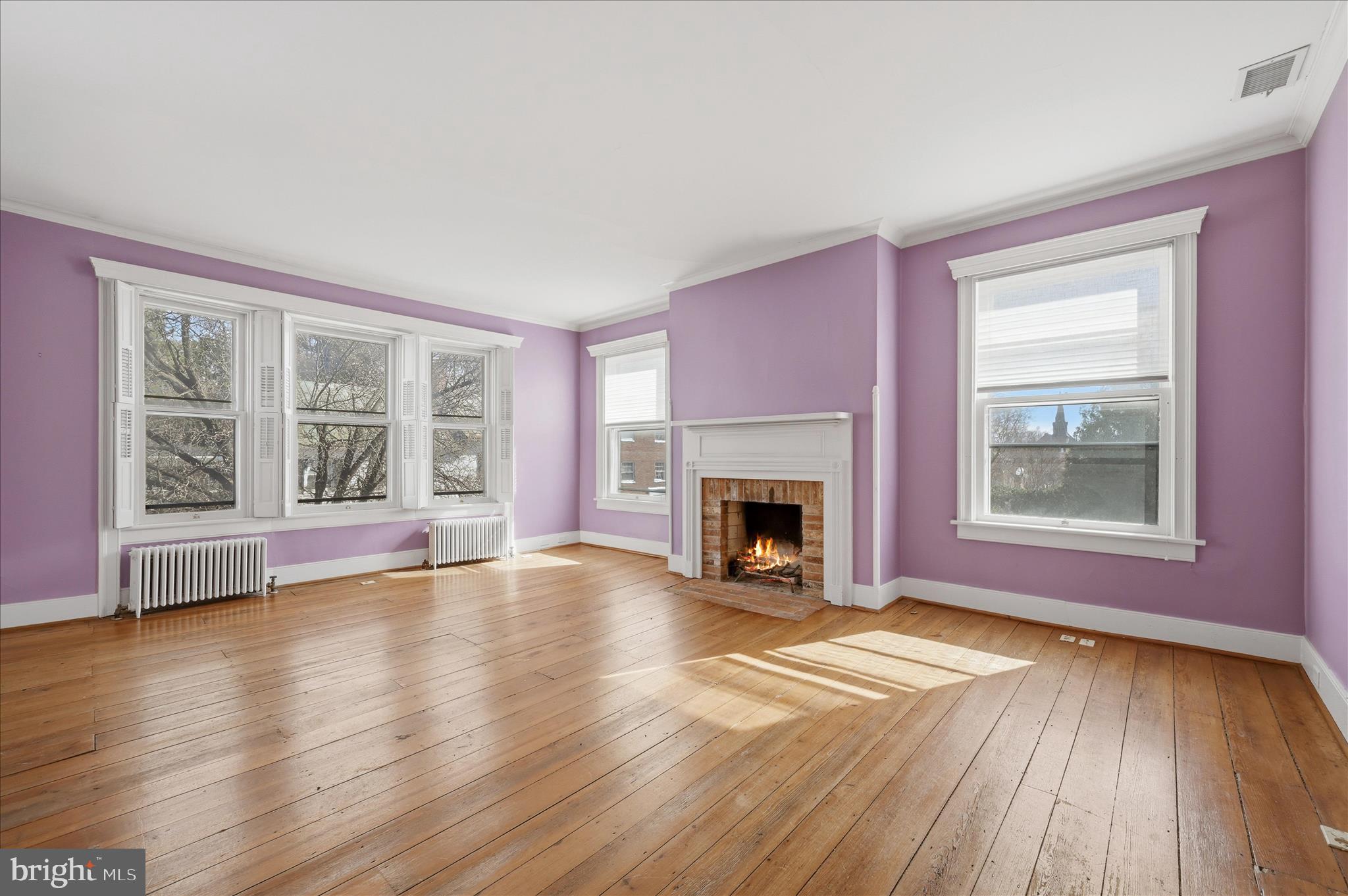 WINCHESTER HISTORIC DISTRICT - Commercial Sale