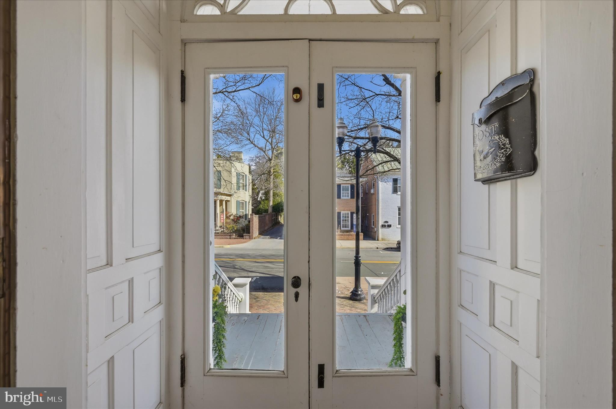 WINCHESTER HISTORIC DISTRICT - Commercial Sale