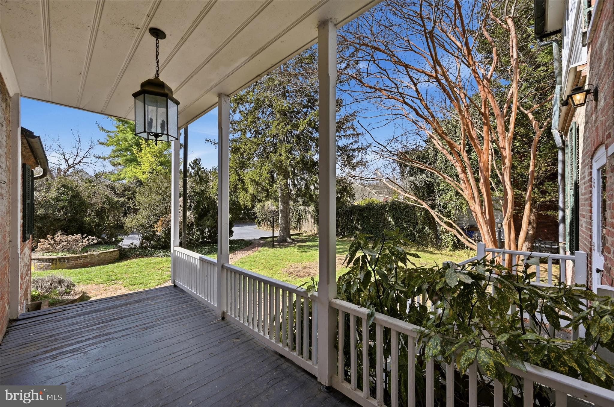 WINCHESTER HISTORIC DISTRICT - Commercial Sale