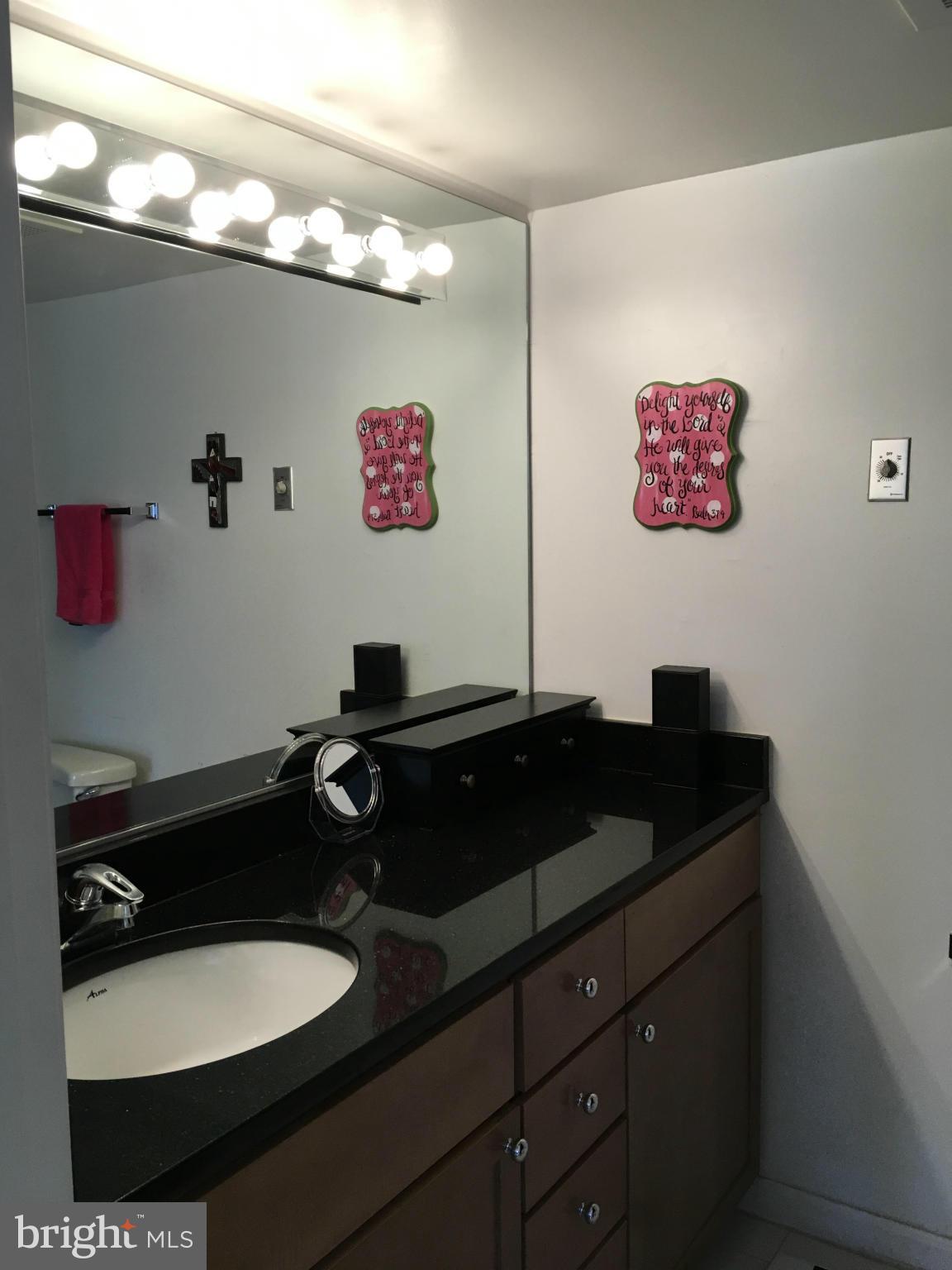 RENAISSANCE - Residential Lease