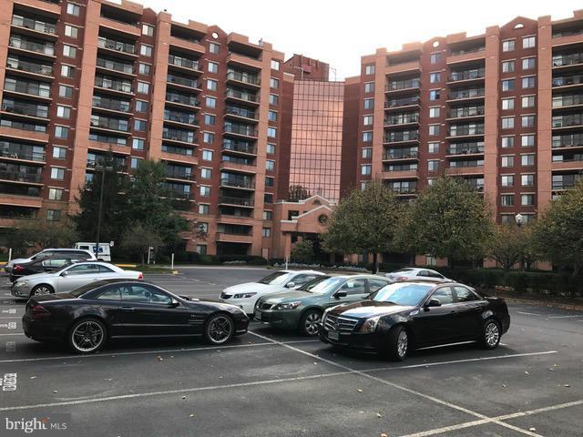 RENAISSANCE - Residential Lease