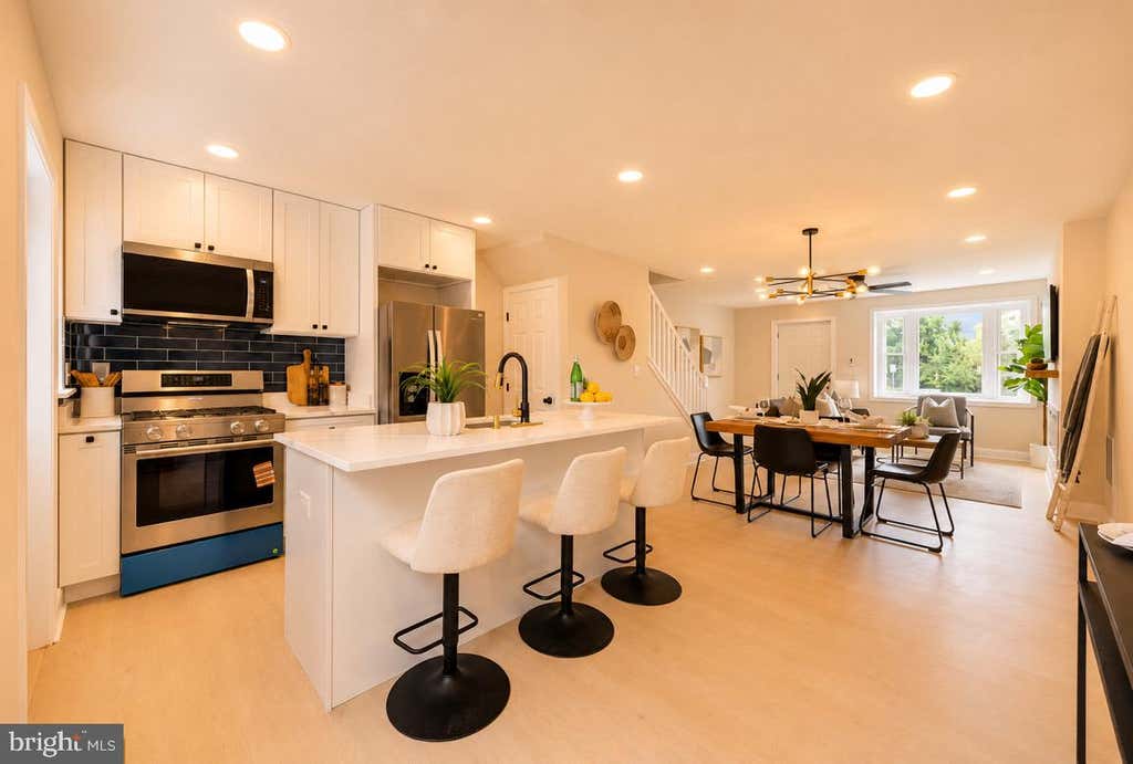 Photo of 8048 Kavanagh Road, BALTIMORE, MD 21222 (MLS # MDBC2171770)