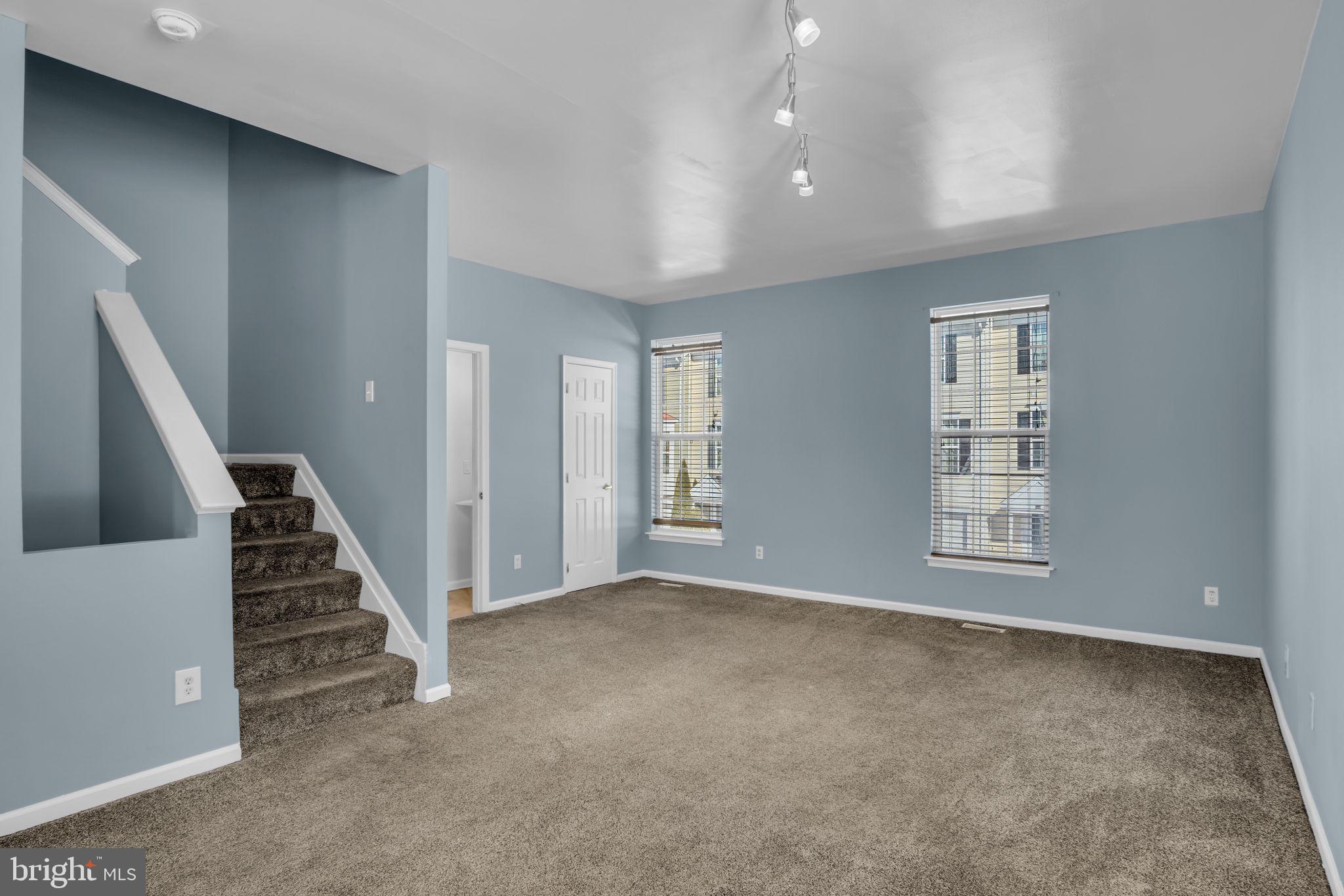 SALEM RUN - Residential