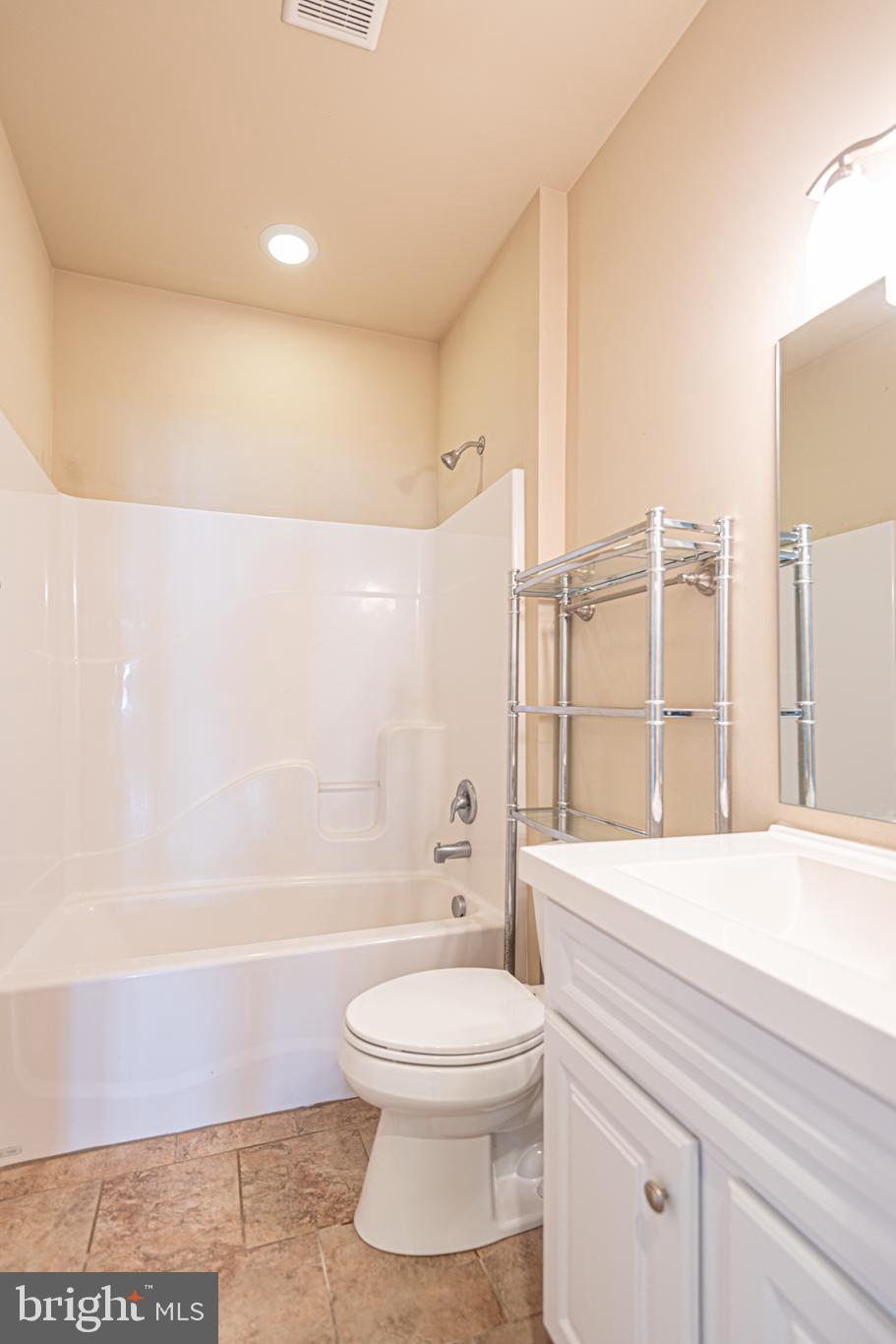 OCEAN PINES - THE POINT - Residential