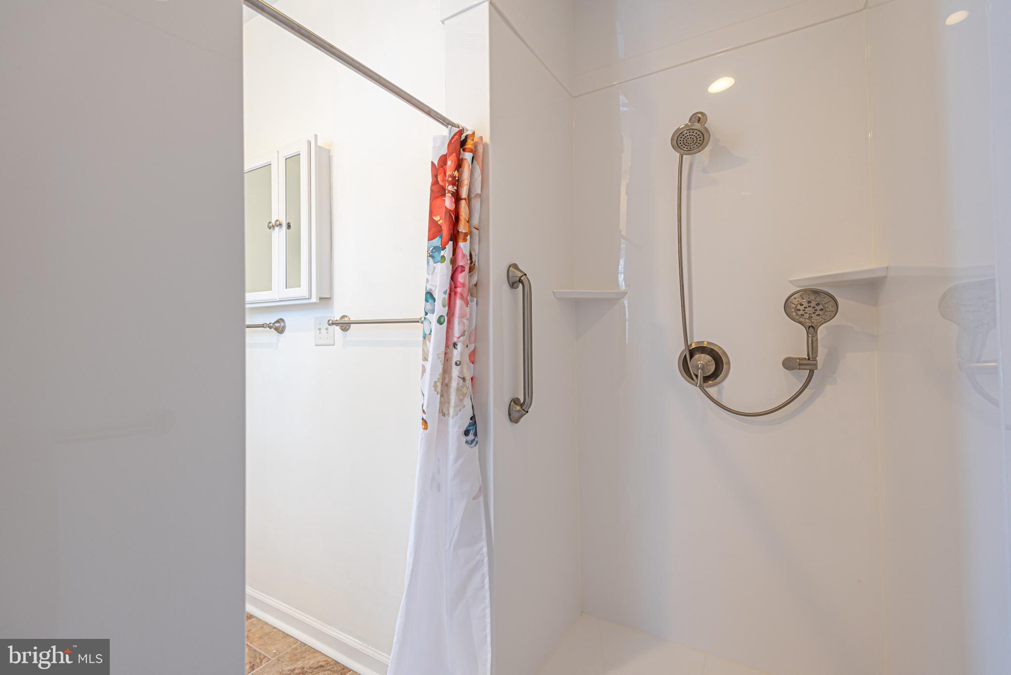 OCEAN PINES - THE POINT - Residential