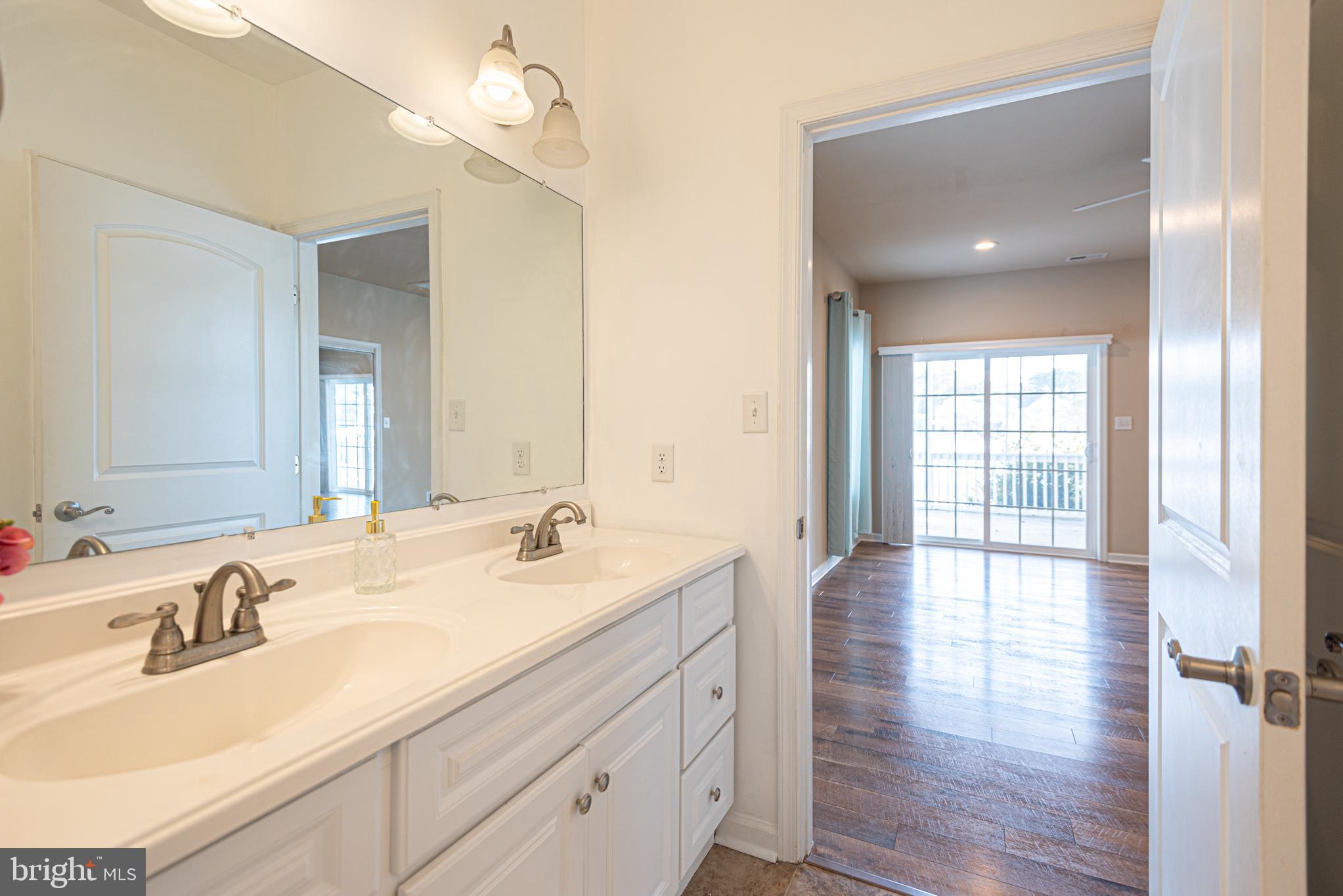 OCEAN PINES - THE POINT - Residential