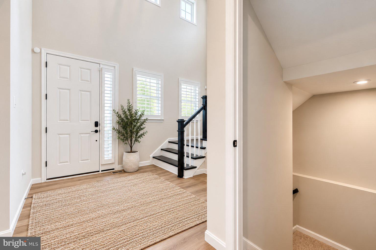 5701 CHARLIES WAY