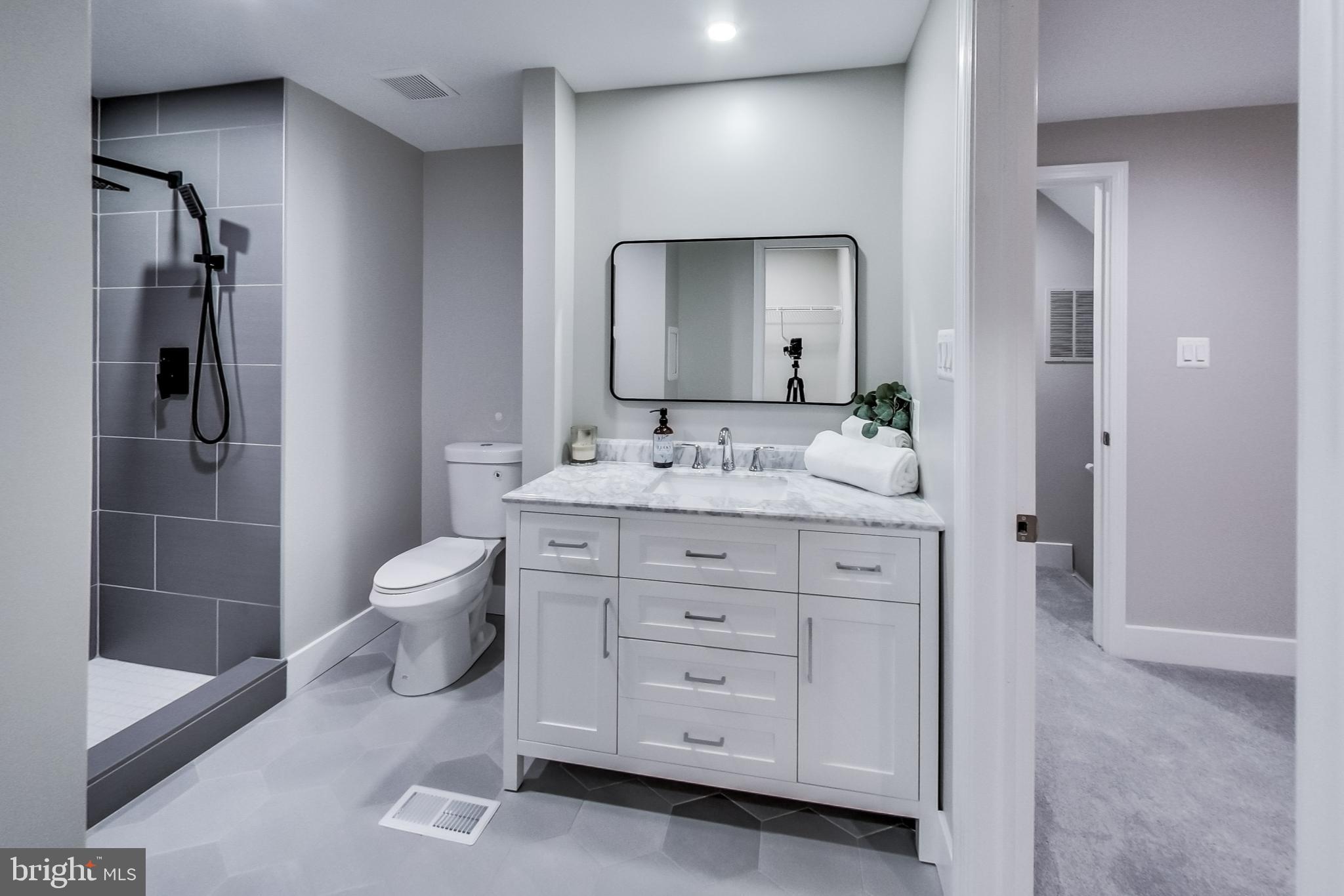 LANDFARE - Residential