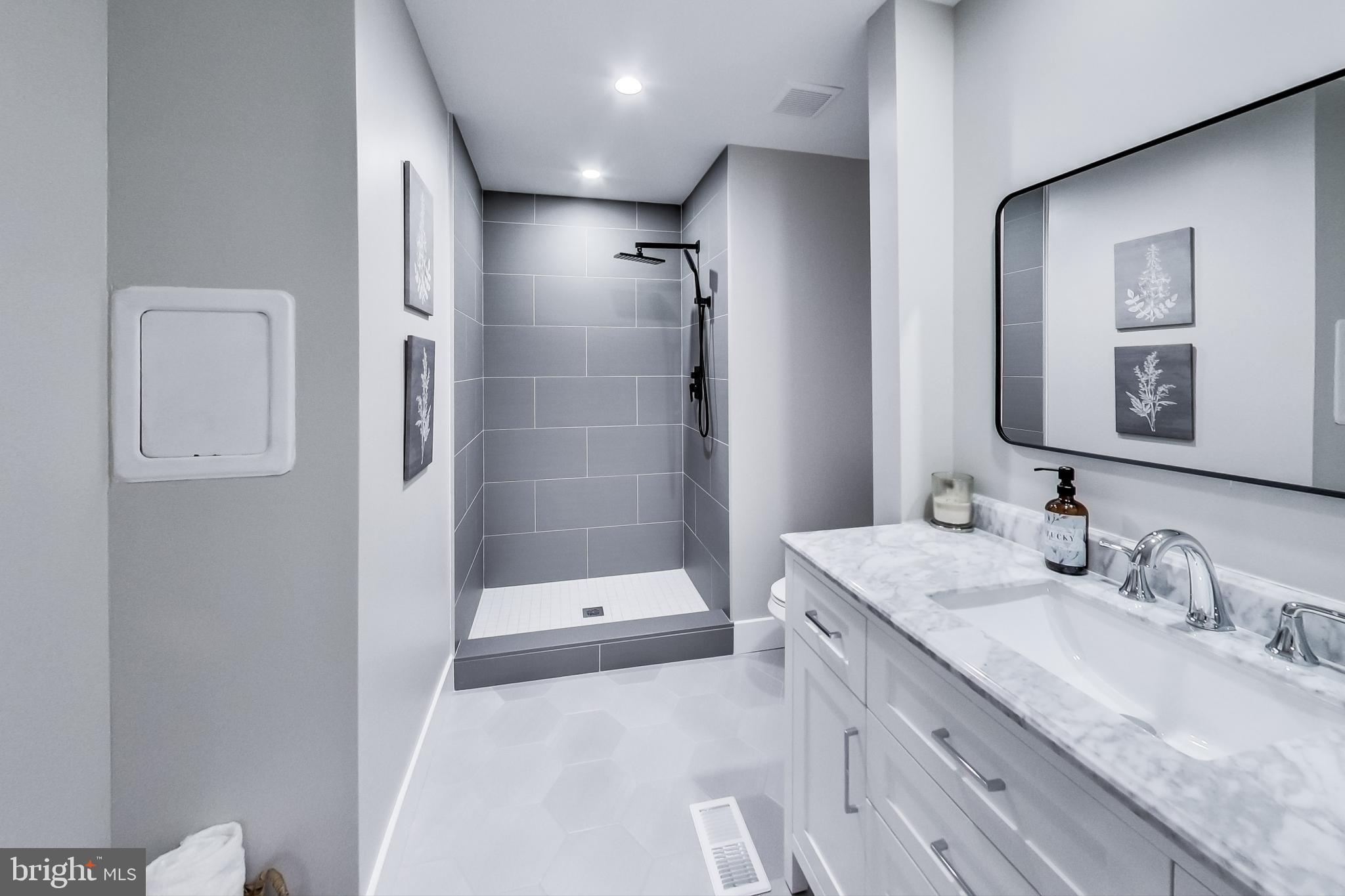 LANDFARE - Residential