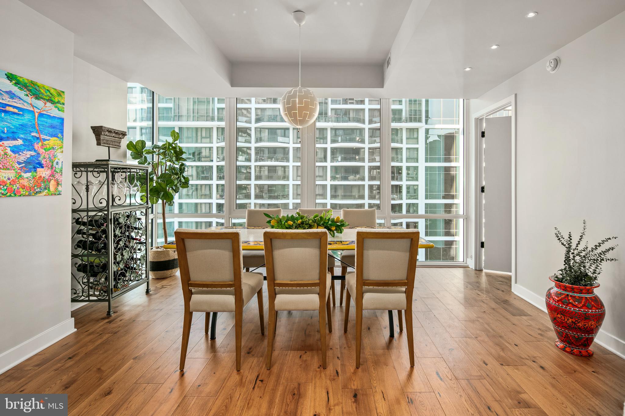 ROSSLYN - Residential