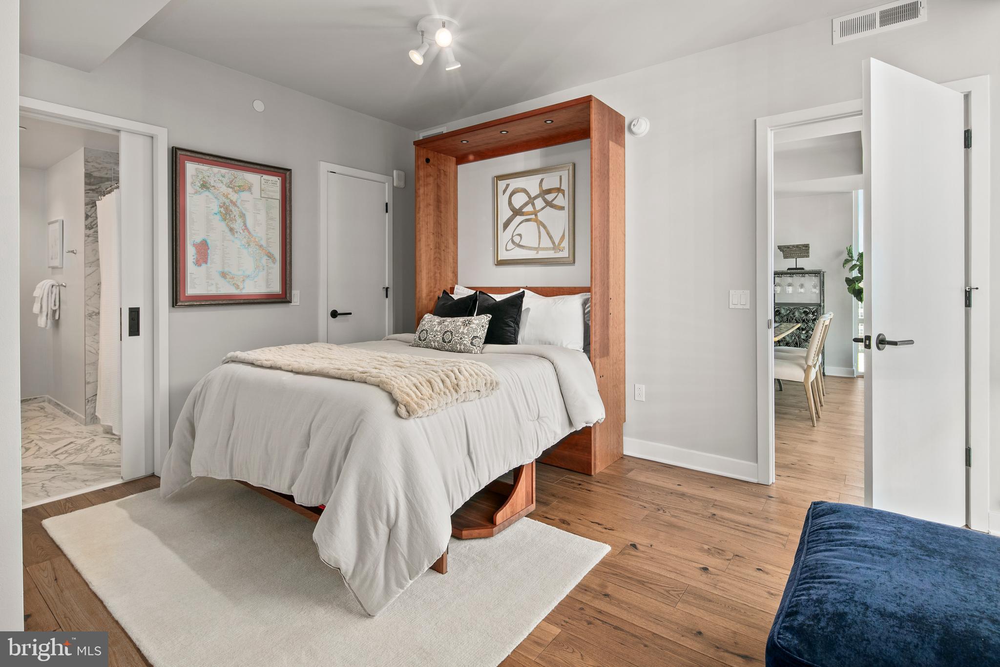 ROSSLYN - Residential