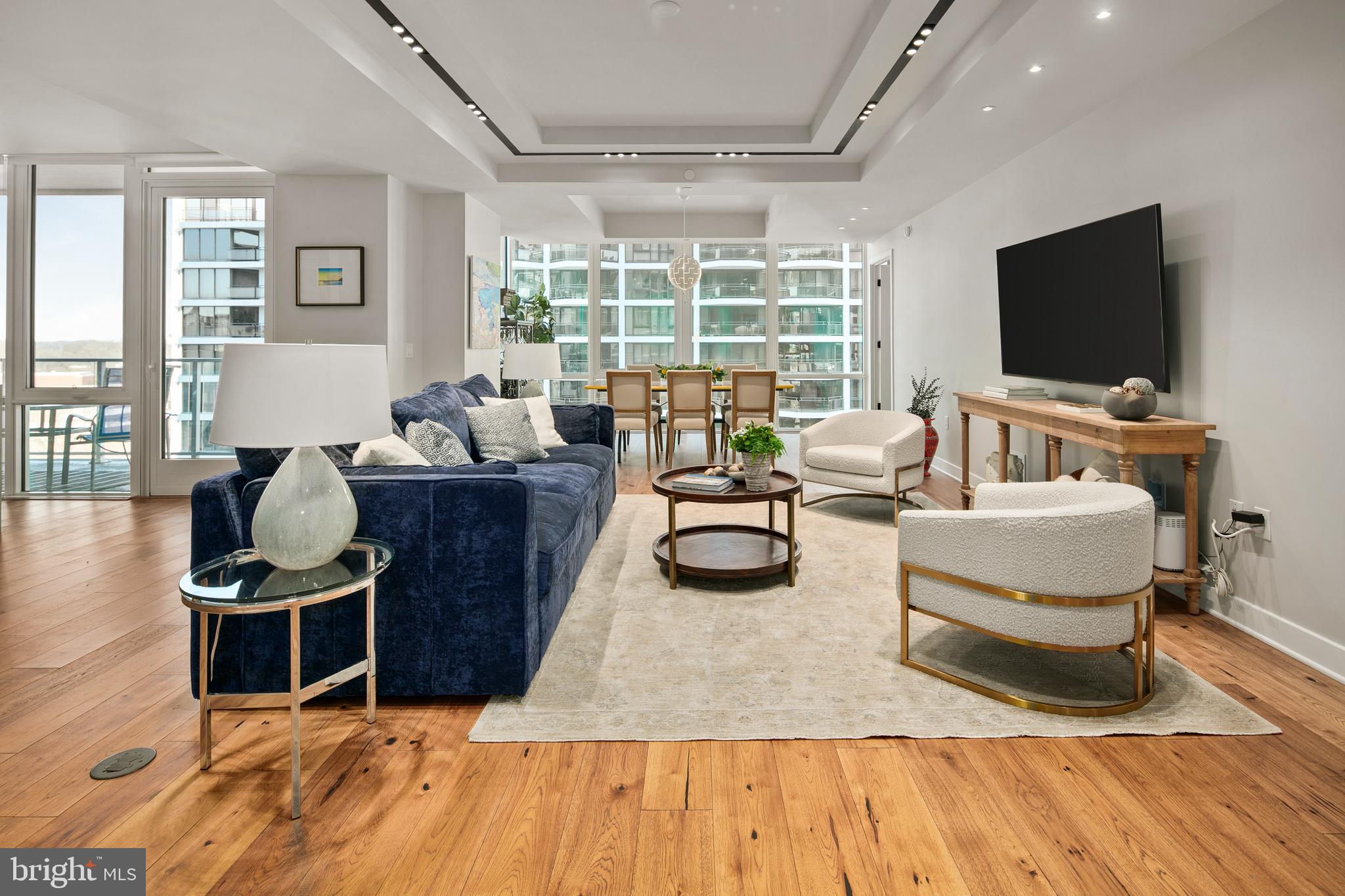 ROSSLYN - Residential