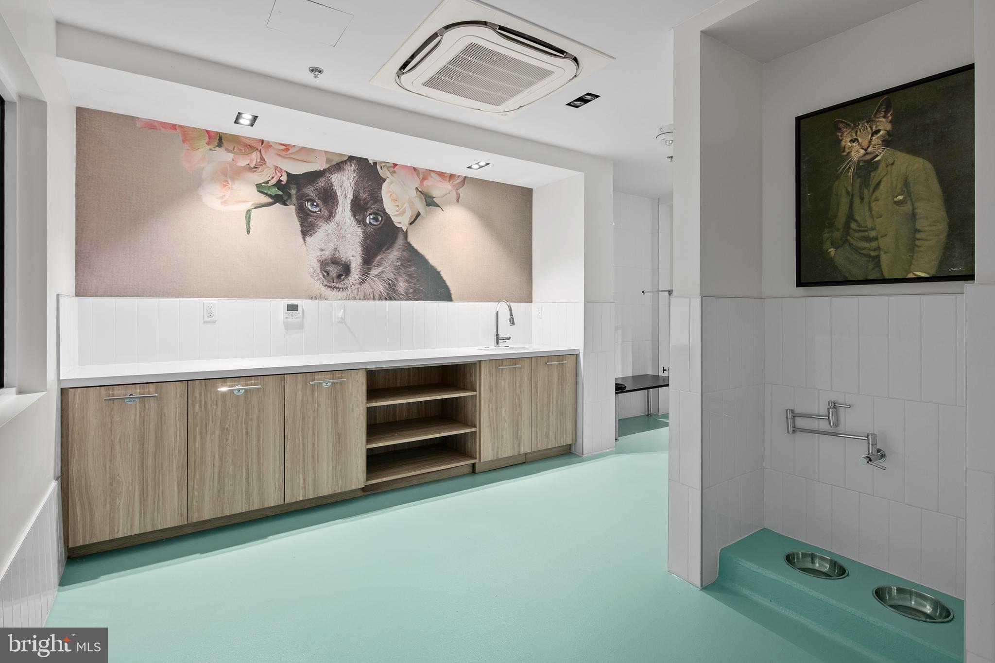 ROSSLYN - Residential