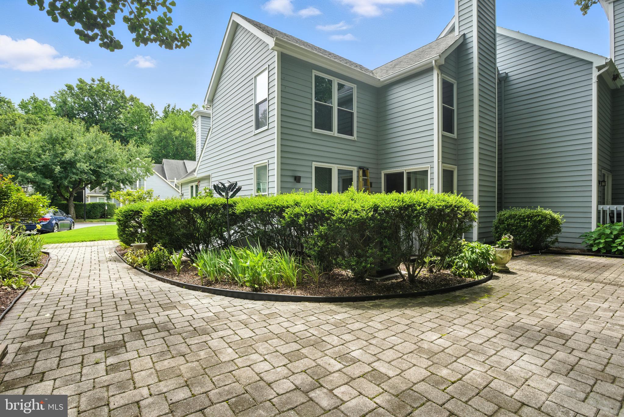 RIVA TRACE - Residential
