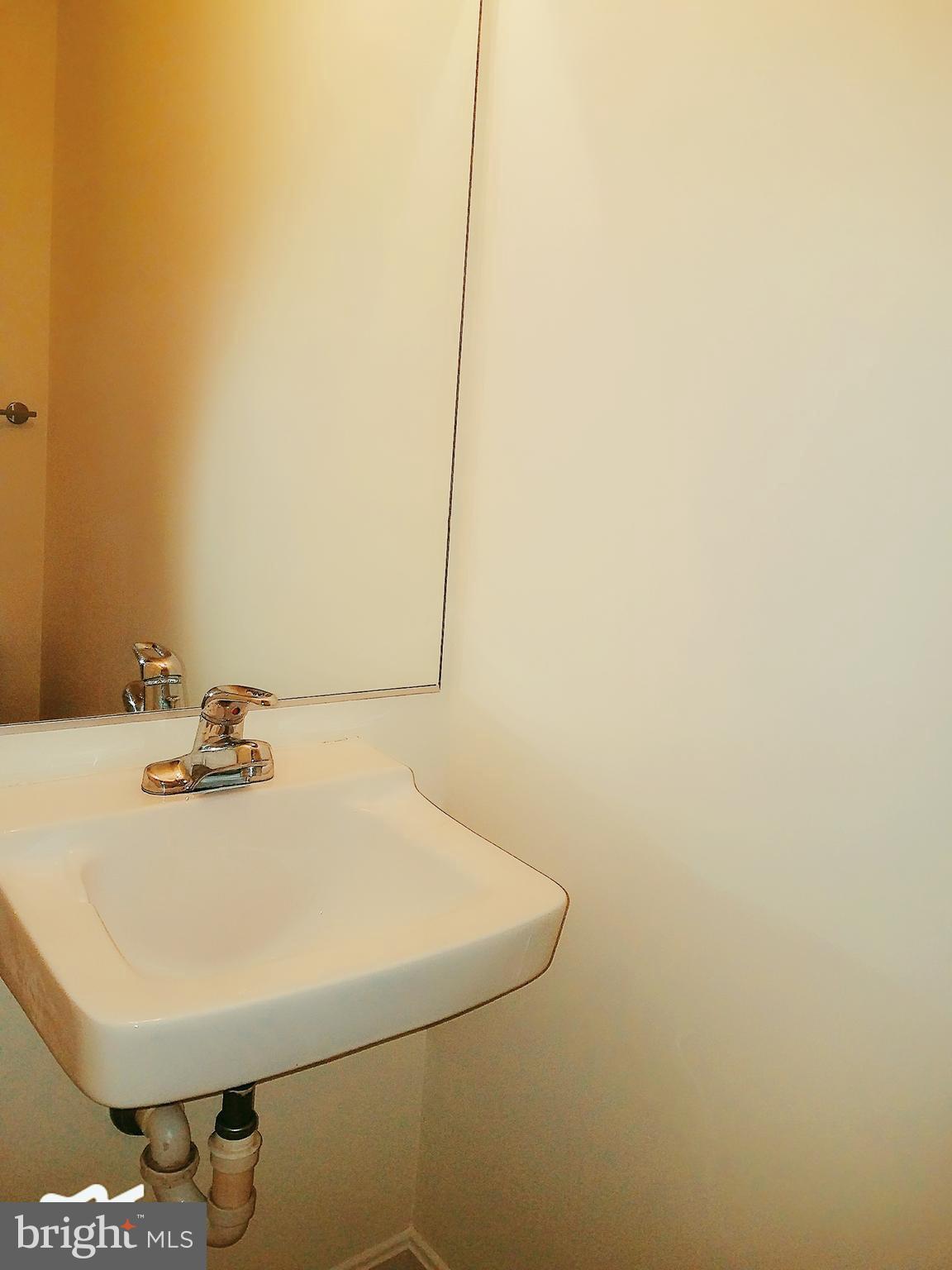 KING FARM BAILEYS COMMON - Residential Lease