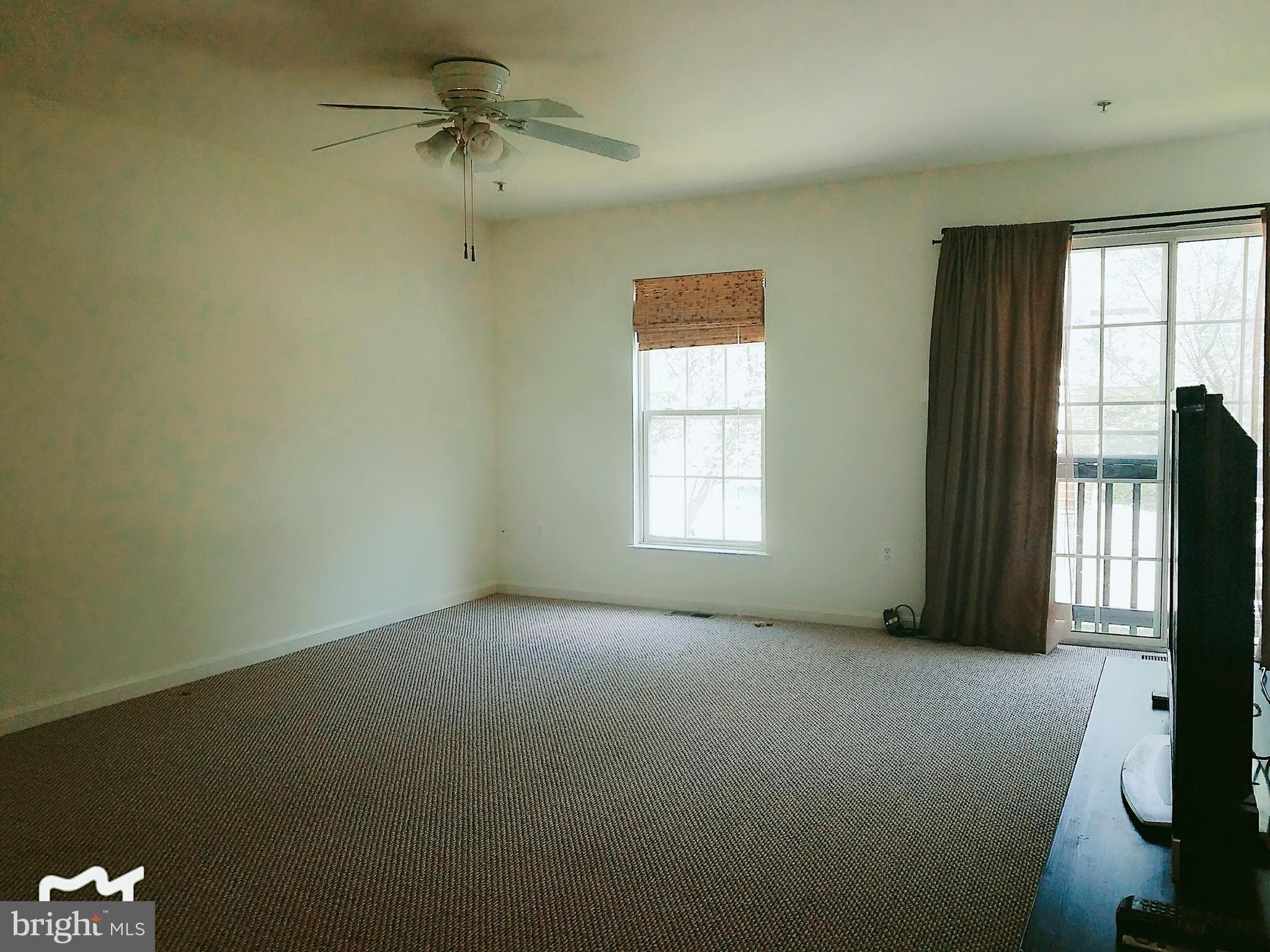 KING FARM BAILEYS COMMON - Residential Lease