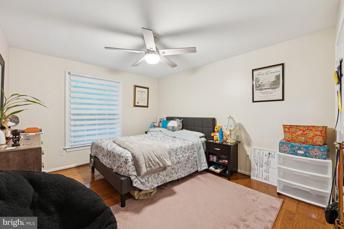 LANGLEY OAKS - Residential Lease