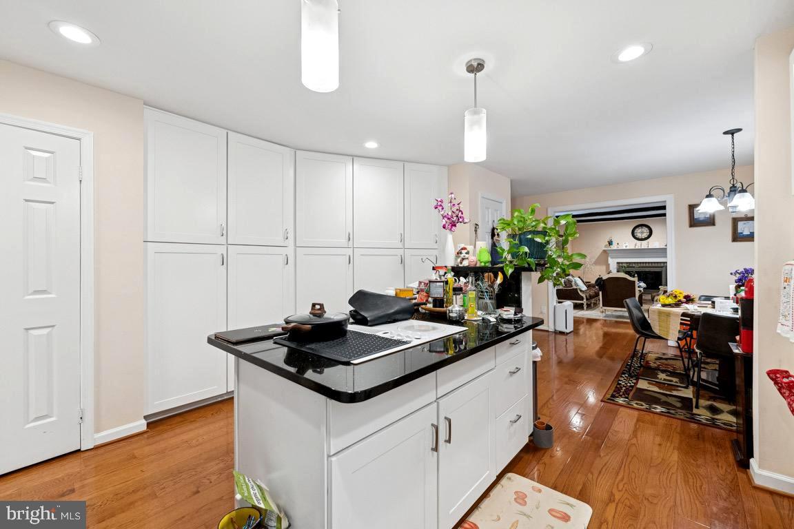 LANGLEY OAKS - Residential Lease