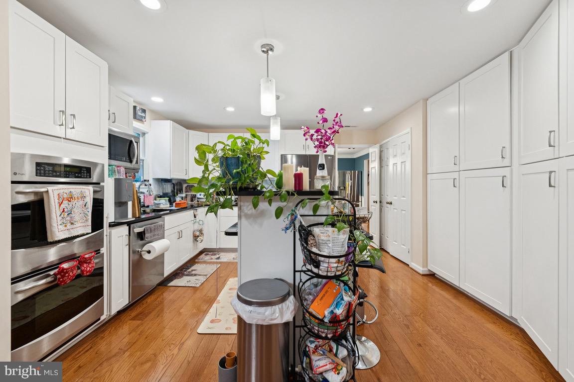 LANGLEY OAKS - Residential Lease