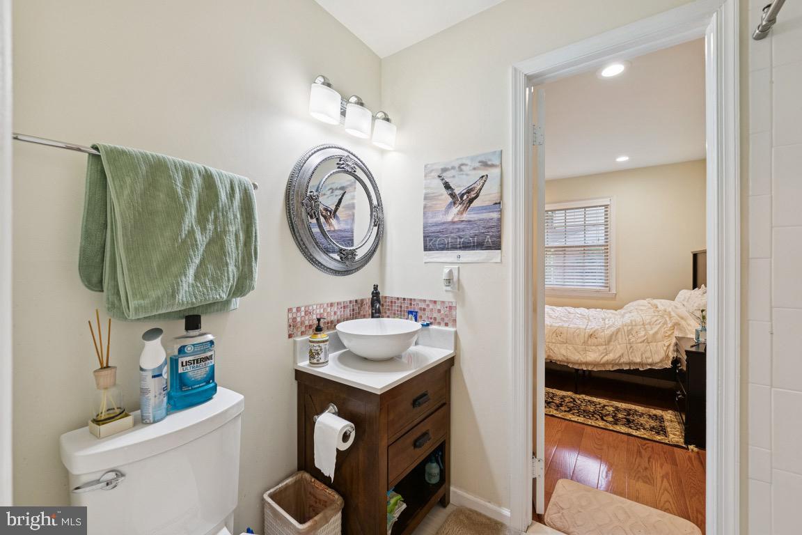 LANGLEY OAKS - Residential Lease