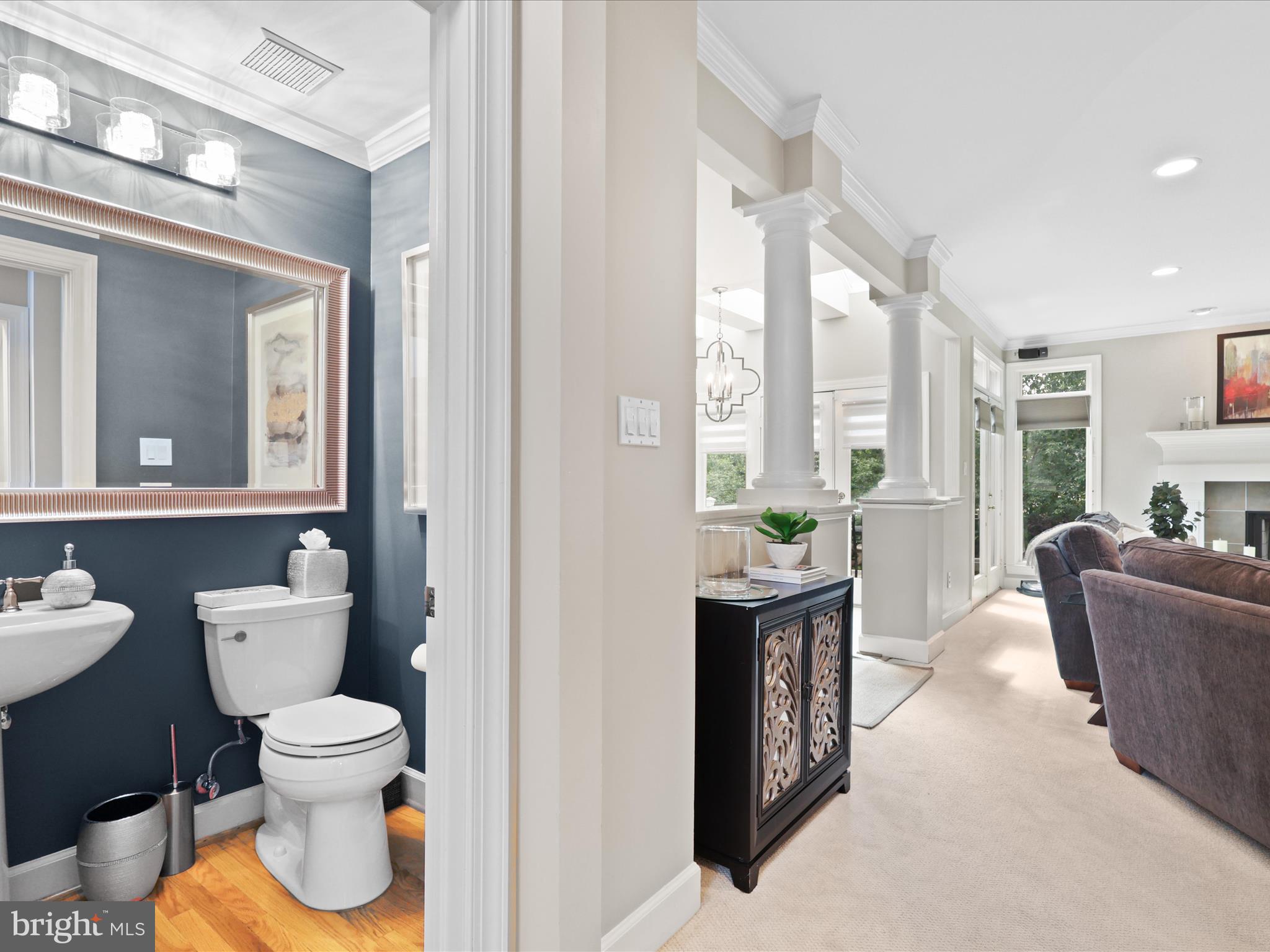 RESTON - Residential