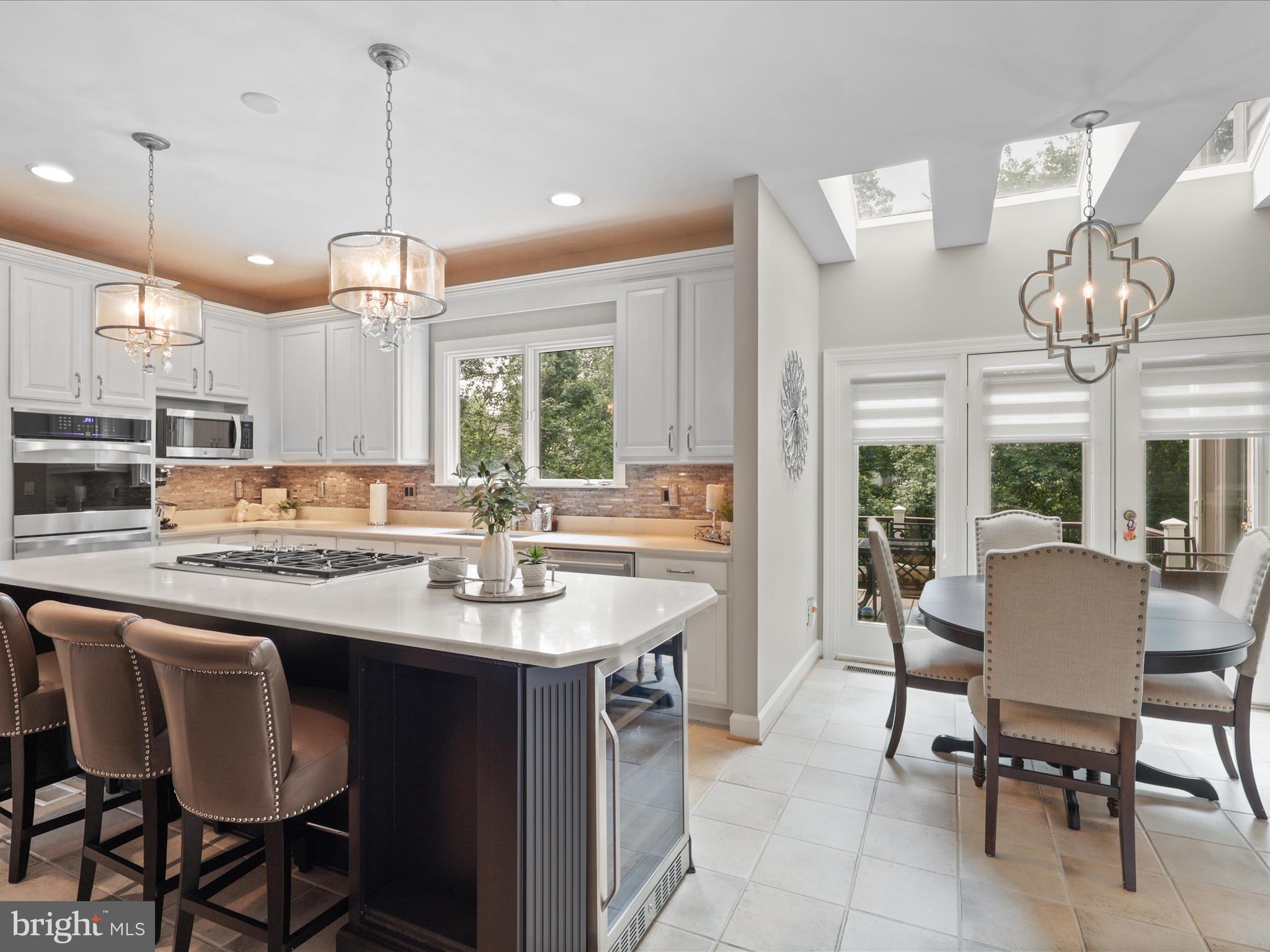 RESTON - Residential