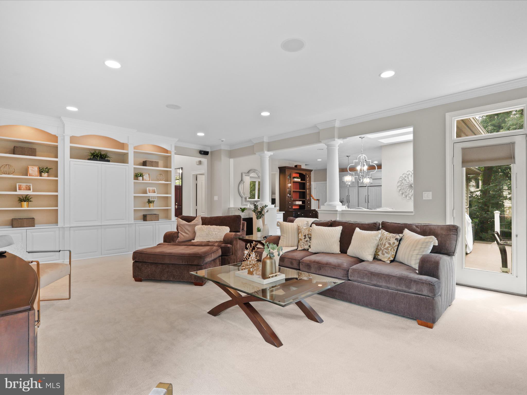 RESTON - Residential