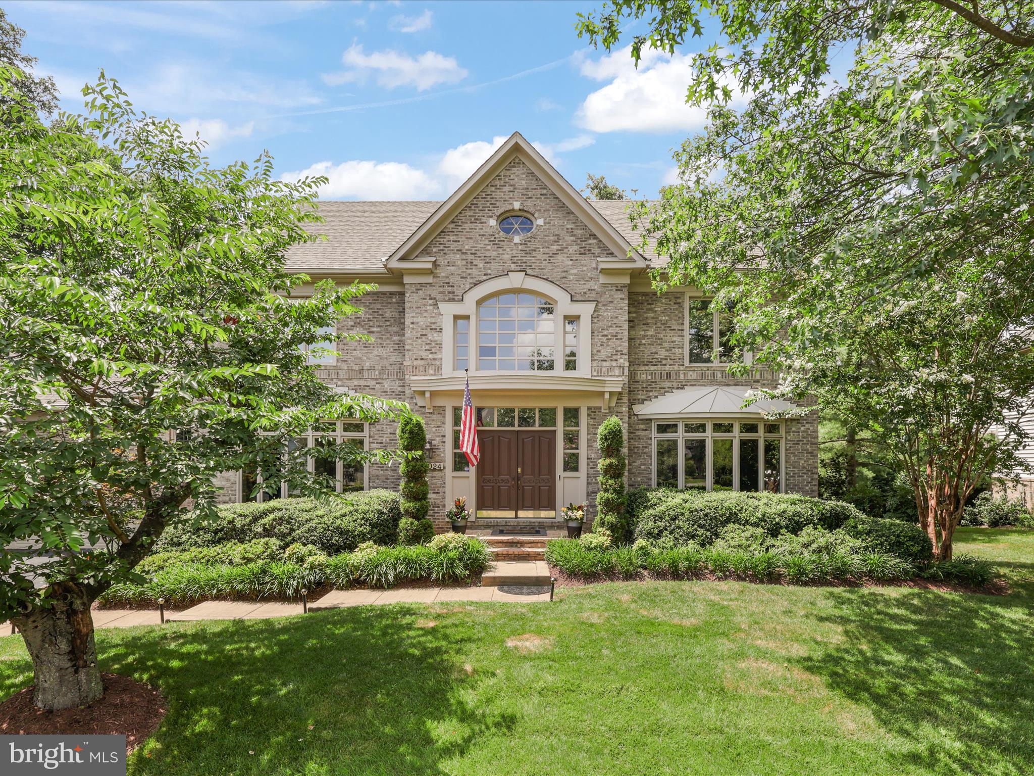 RESTON - Residential