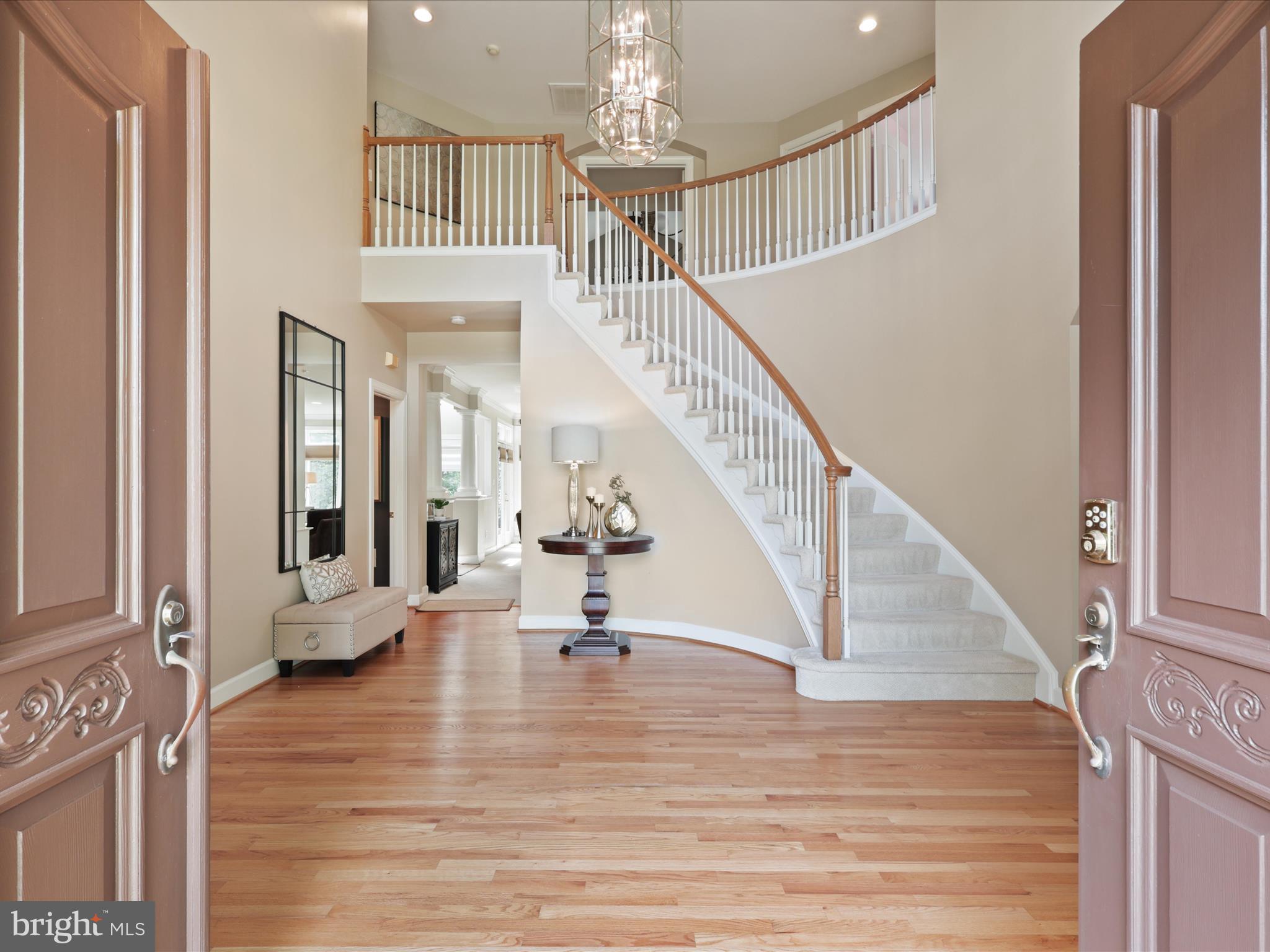 RESTON - Residential