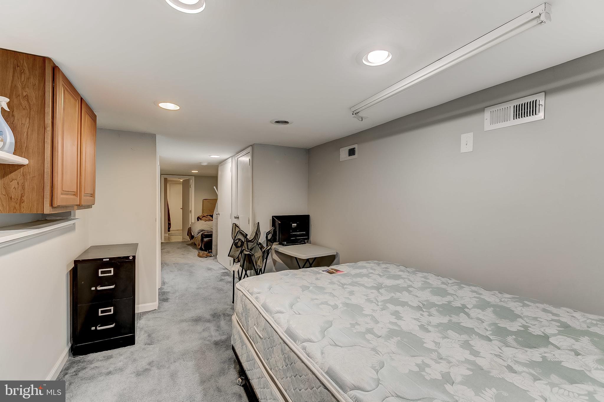 FEDERAL HILL HISTORIC DISTRICT - Residential Lease