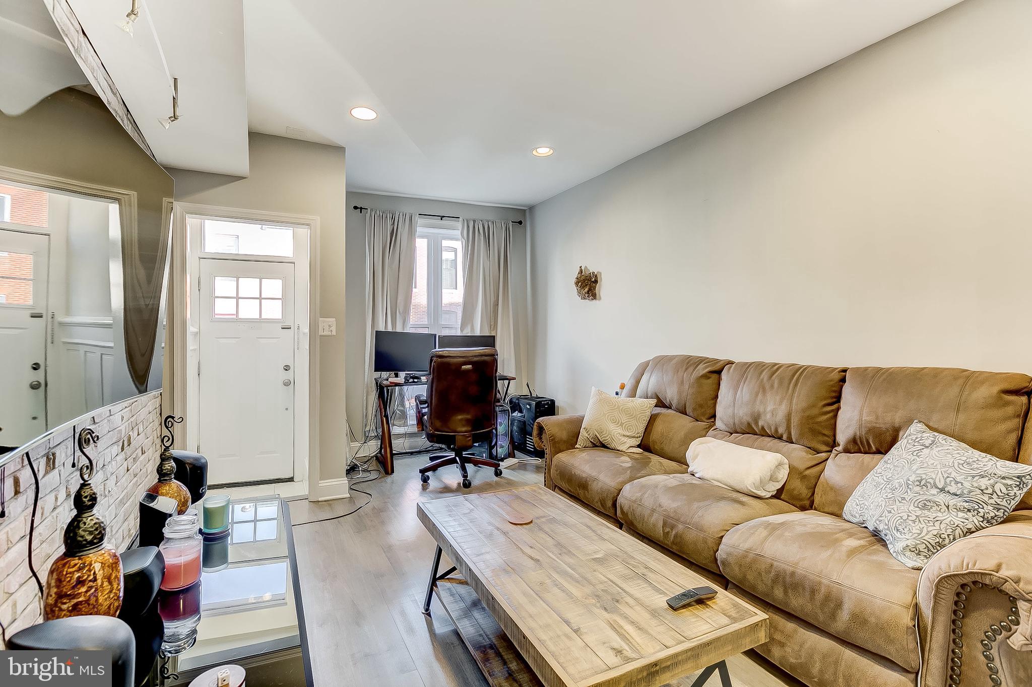 FEDERAL HILL HISTORIC DISTRICT - Residential Lease